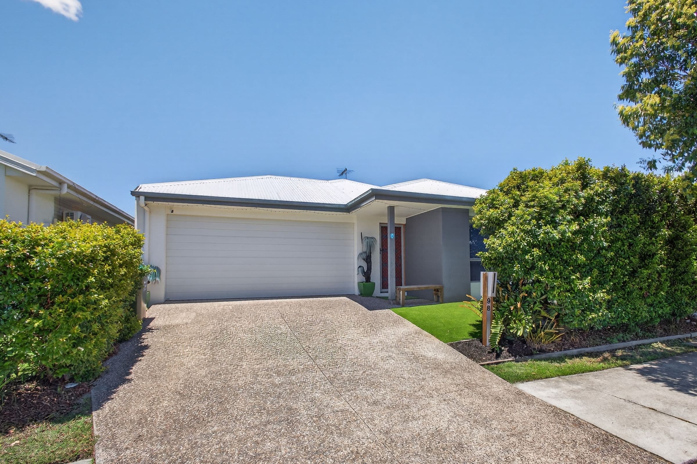 98 Grahams Road, Strathpine QLD 4500, Strathpine - Thumbnail 2