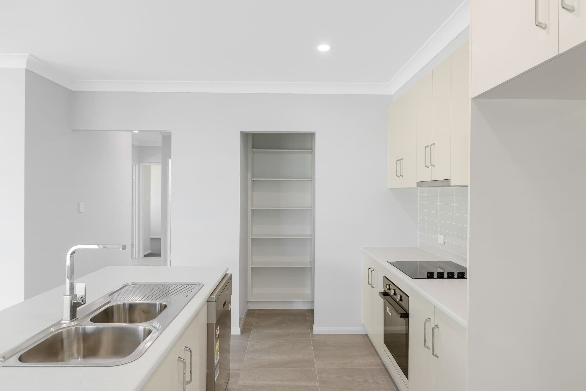16 Latsky Drive, Cotswold Hills QLD 4350, Cotswold Hills - Thumbnail 6
