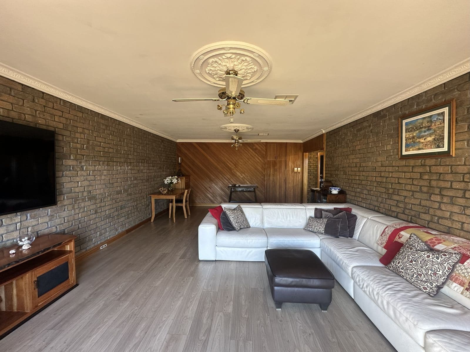 42 C Coomurra Drive, Salisbury Heights - Thumbnail 3