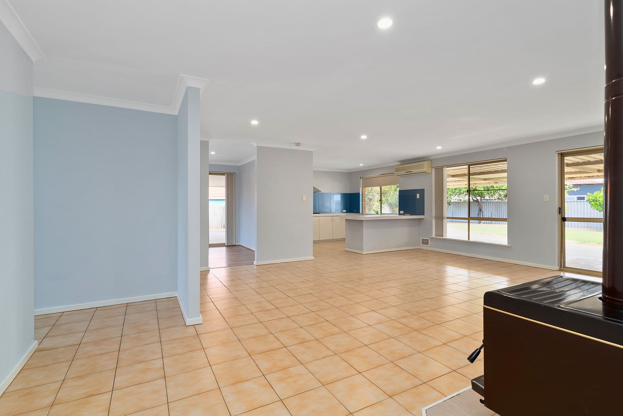 40 Dartford Crescent, Marangaroo WA 6064, Marangaroo - Thumbnail 4