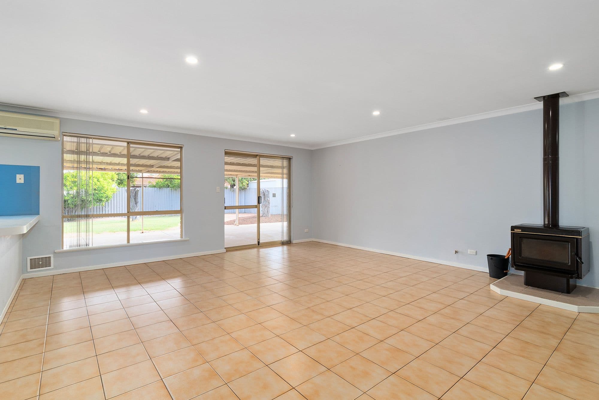 40 Dartford Crescent, Marangaroo WA 6064, Marangaroo - Thumbnail 5