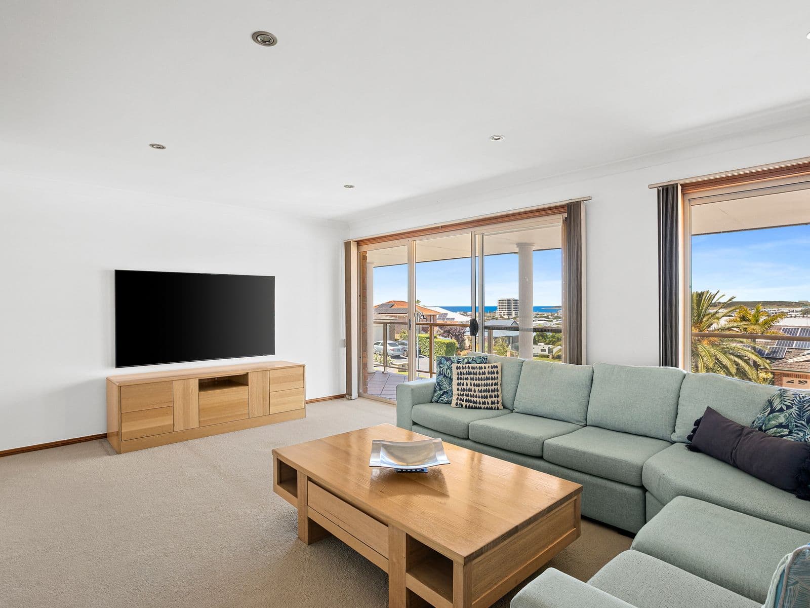 37 Ragamuffin Circuit, Shell Cove - Thumbnail 3