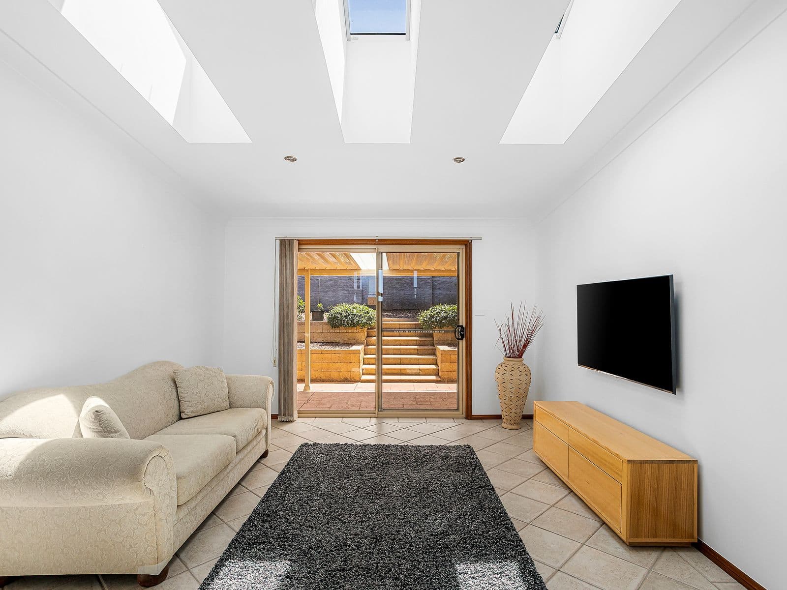 37 Ragamuffin Circuit, Shell Cove - Thumbnail 4