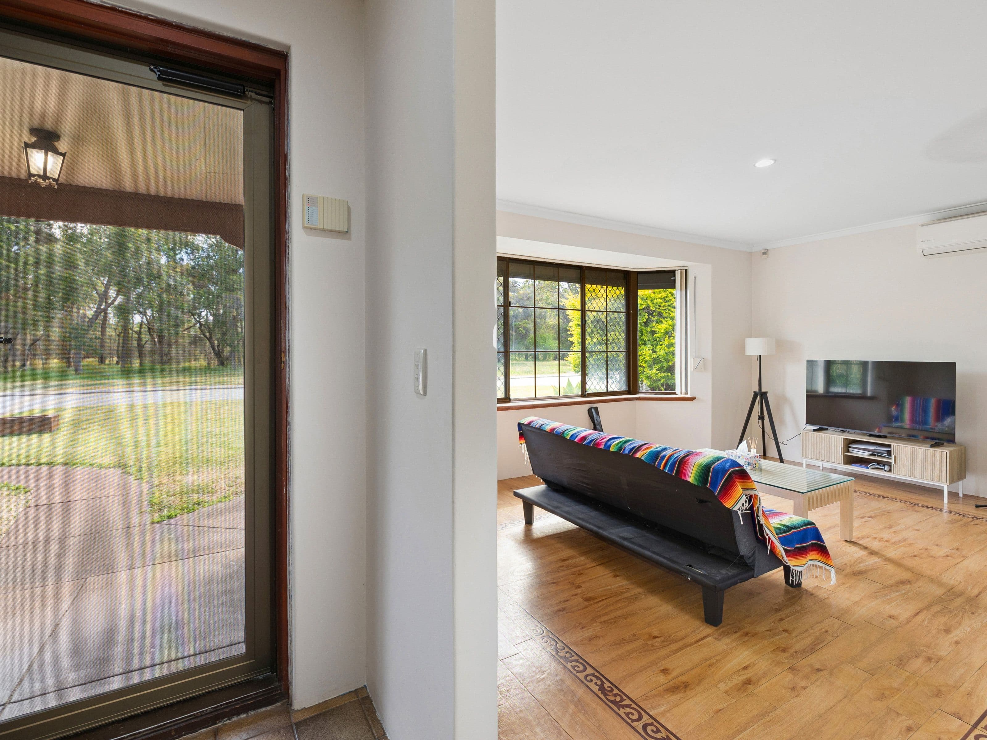 106 Cameron Street, Thornlie WA 6108, Thornlie - Thumbnail 2
