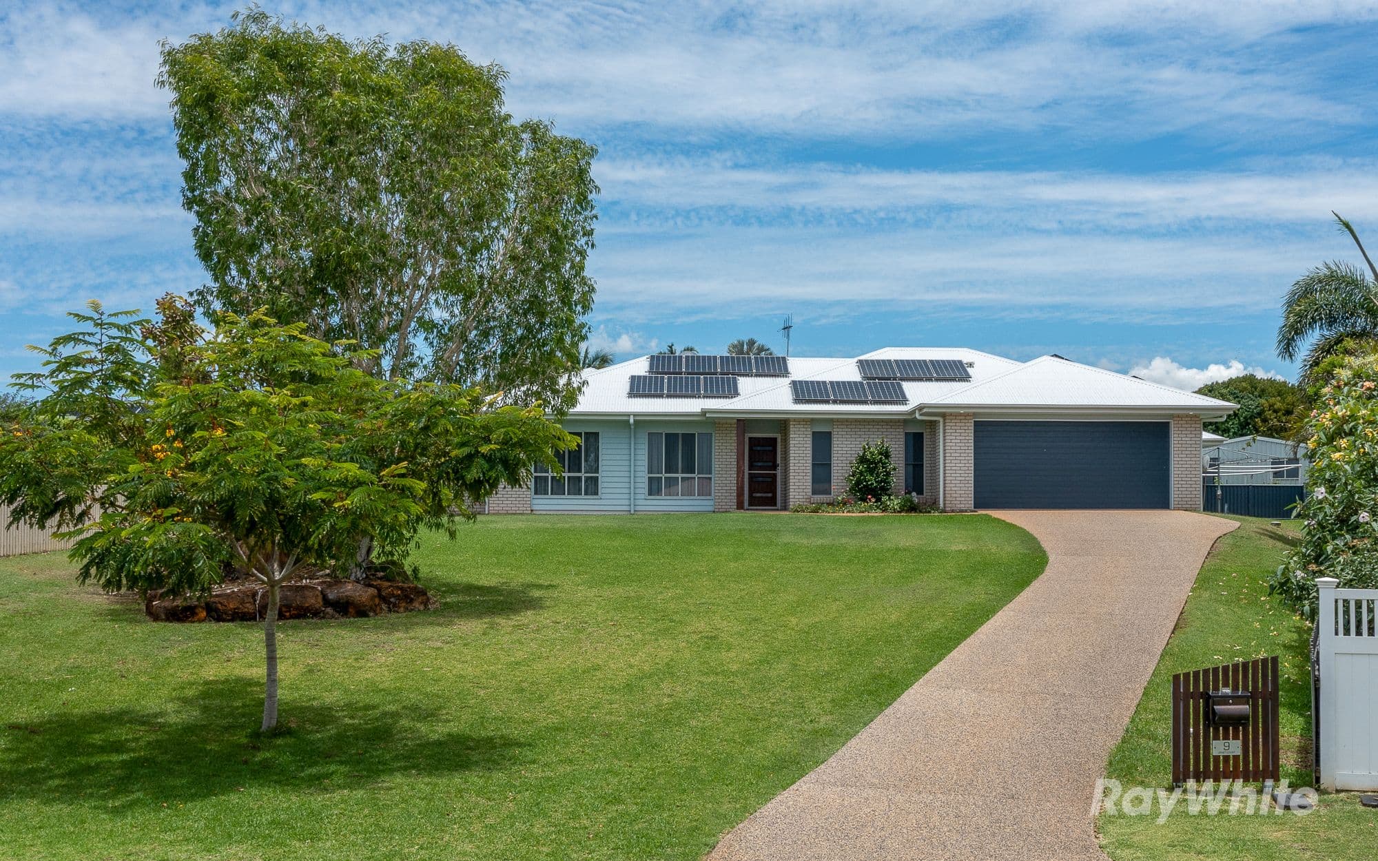 9 Janet Court, Coral Cove QLD 4670, Coral Cove - Image 1