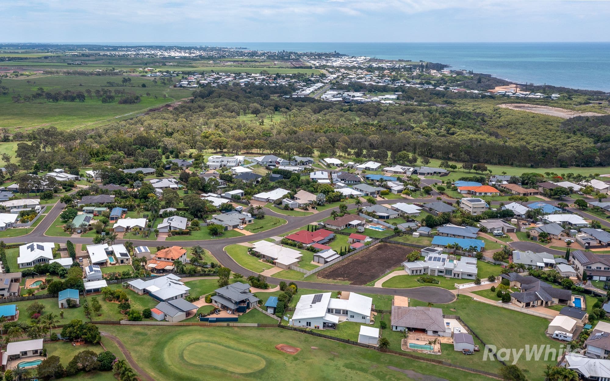 9 Janet Court, Coral Cove QLD 4670, Coral Cove - Thumbnail 4