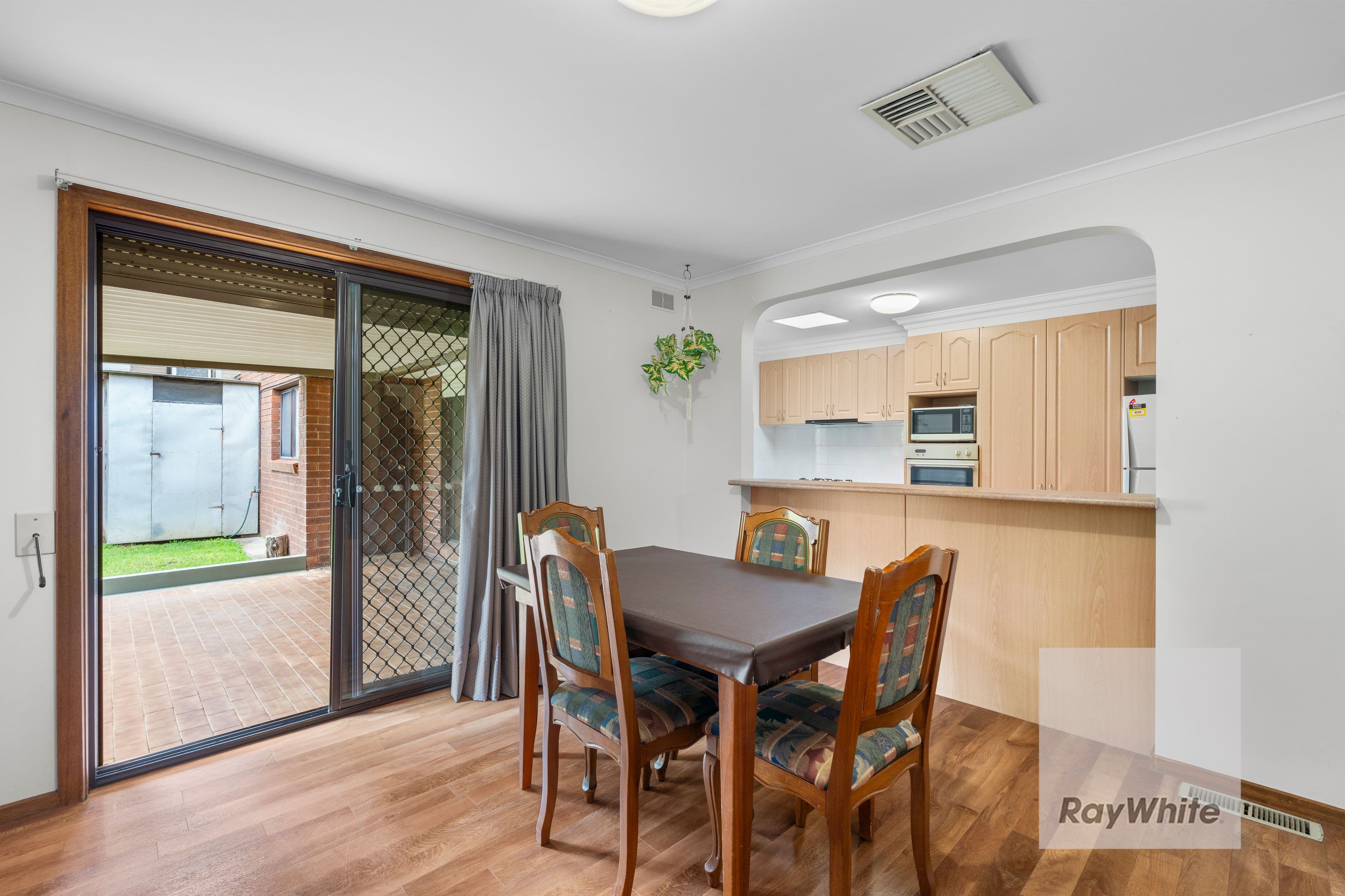 38 Hibiscus Avenue, Bundoora VIC 3083, Bundoora - Thumbnail 3