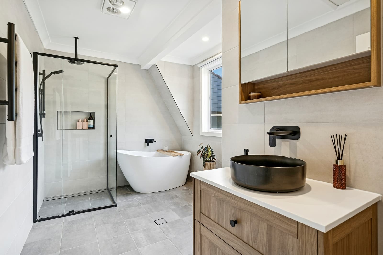 12 Alleyne Avenue, North Narrabeen - Thumbnail 3