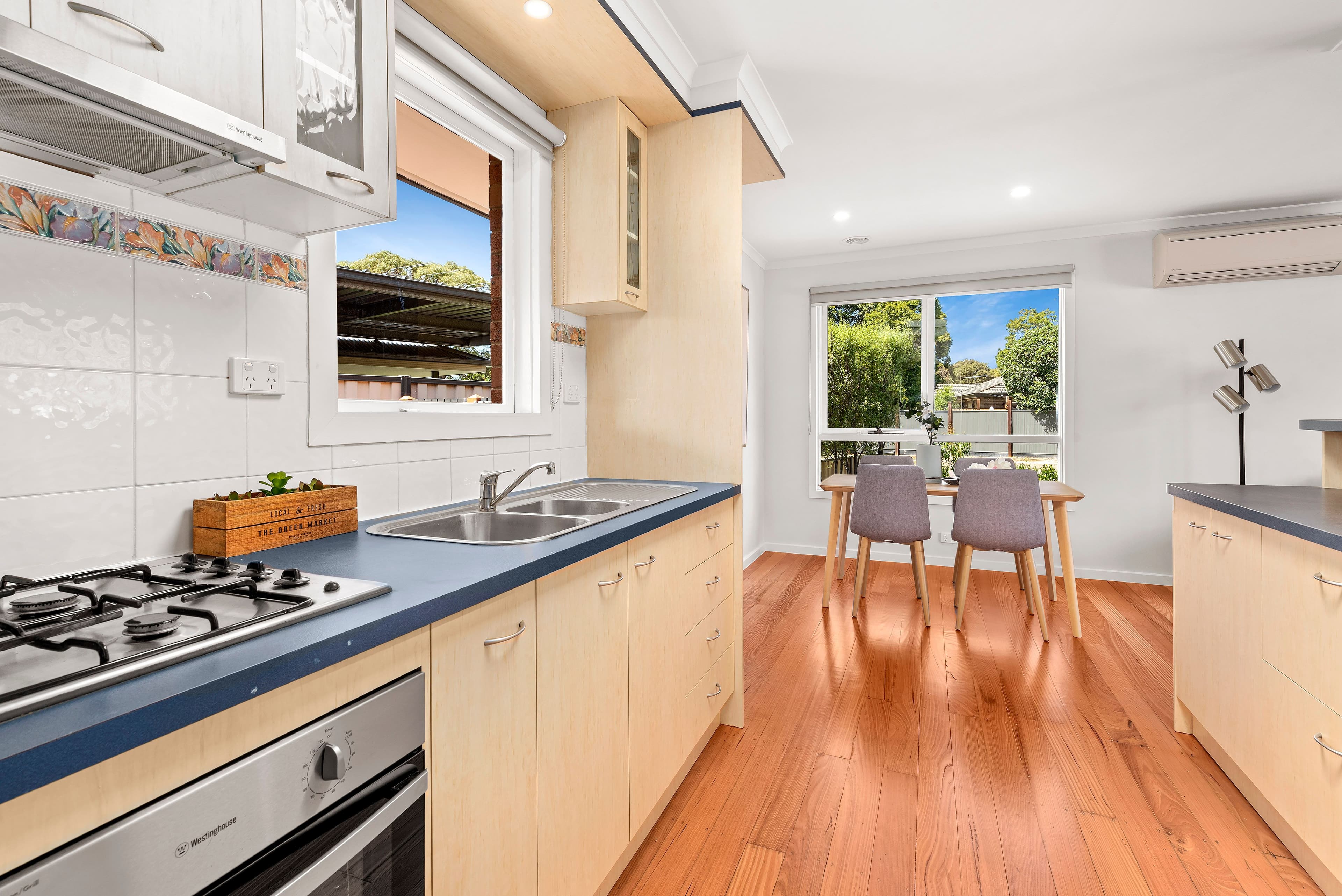 15 Lucas Avenue, Kilsyth VIC 3137, Kilsyth - Thumbnail 3
