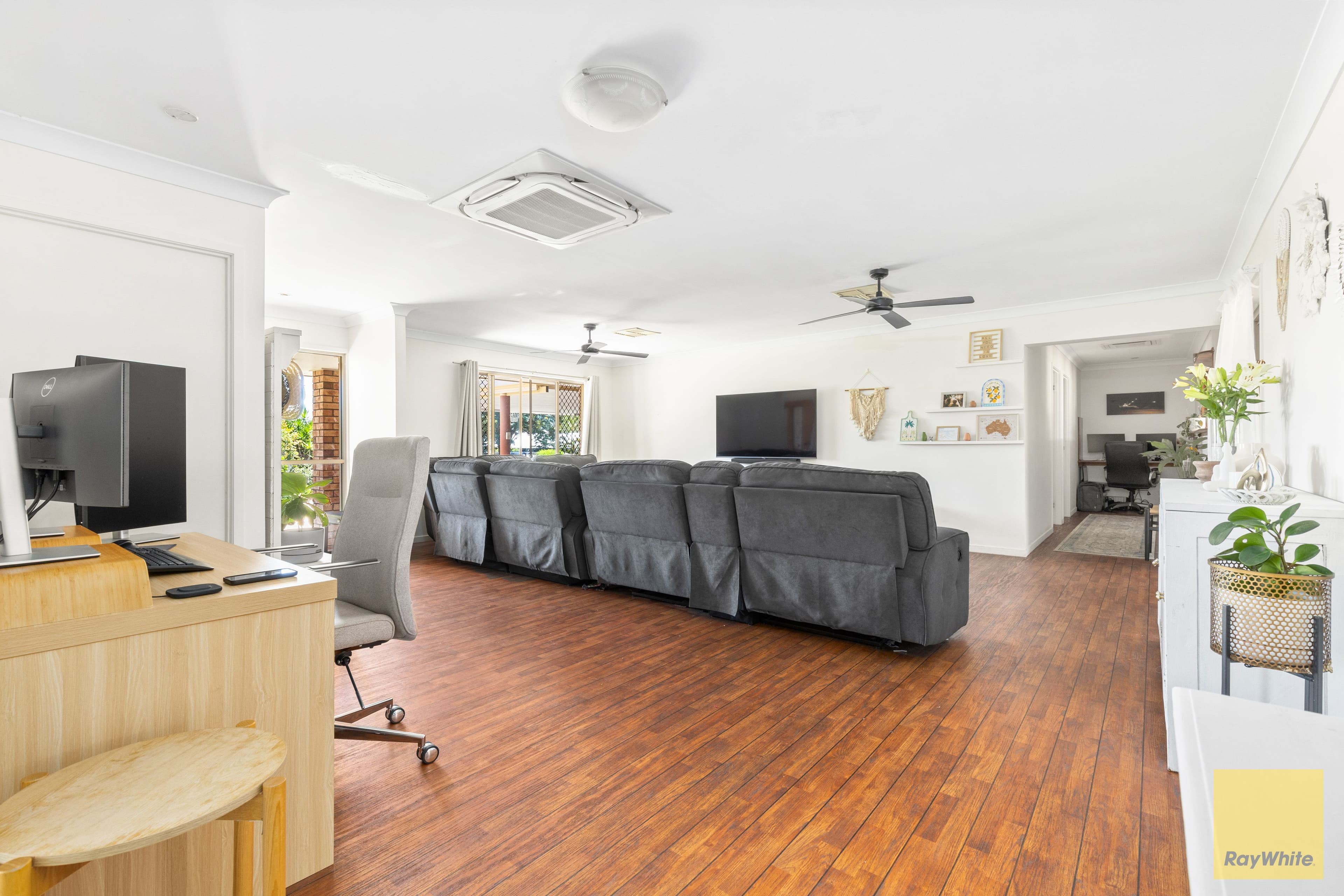 34 Cowan Crescent, Emerald QLD 4720, Emerald - Thumbnail 6
