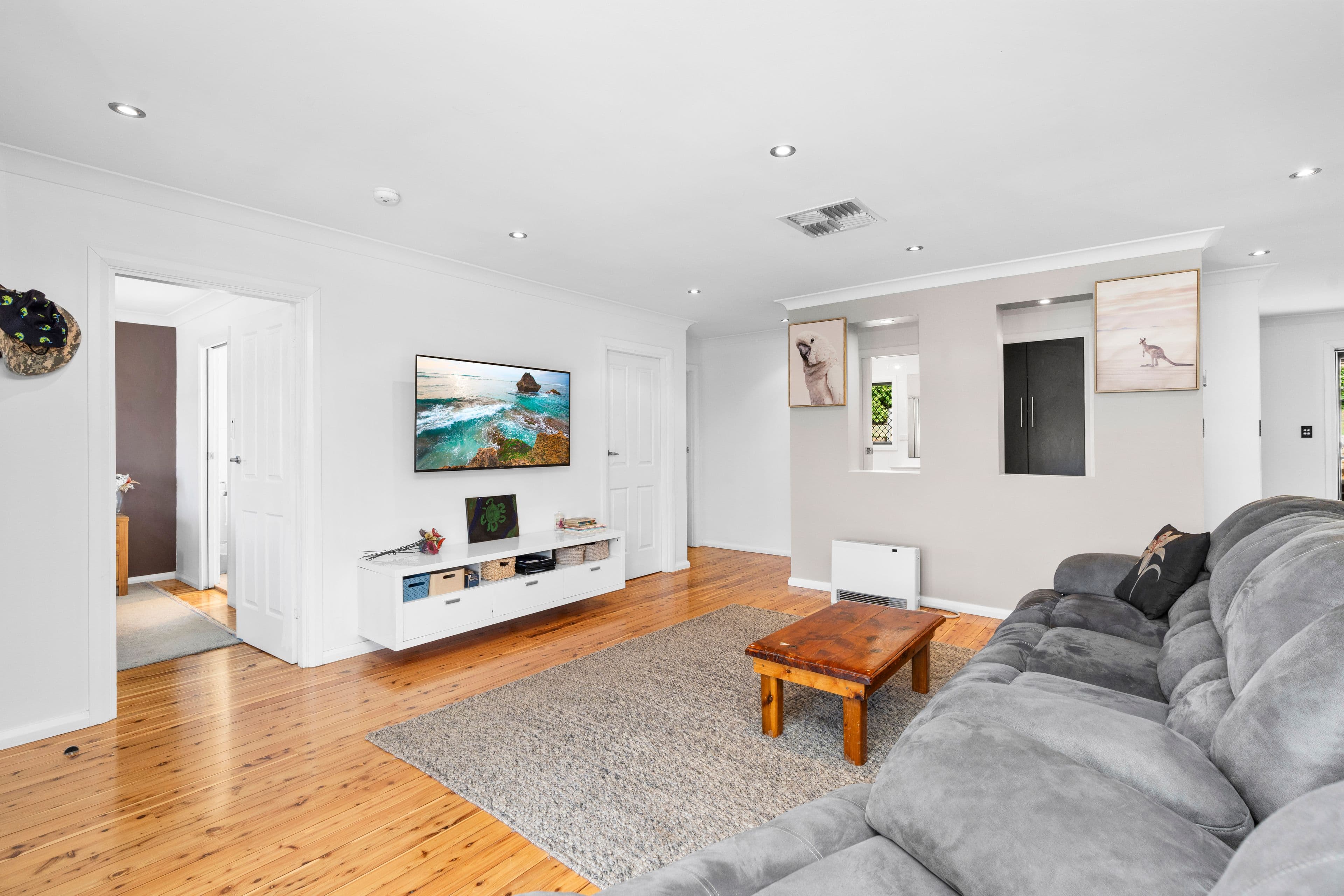 28 Warrawong Street, Kooringal NSW 2650, Kooringal - Thumbnail 3