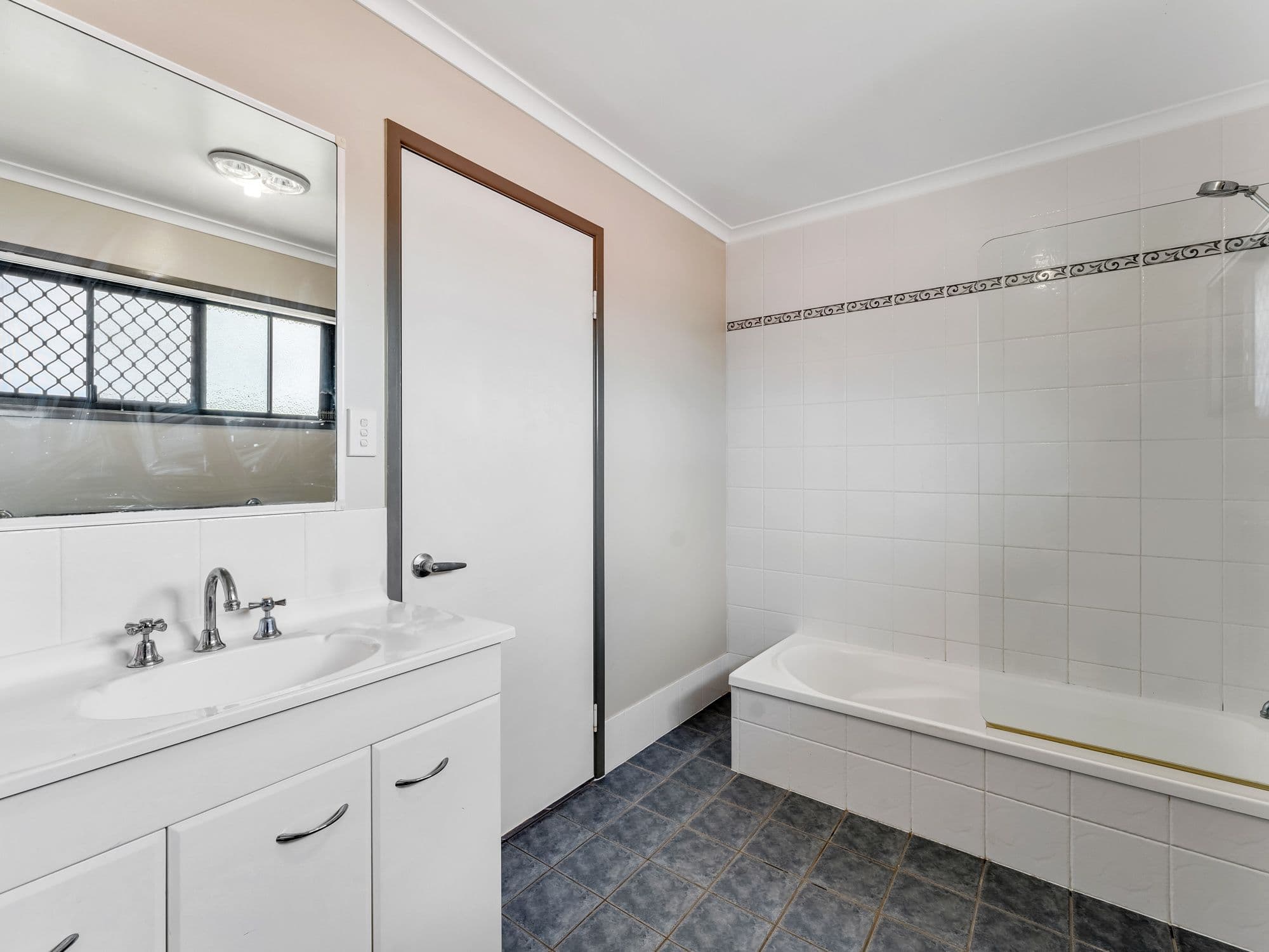 7 Ruddiman Court, Torquay QLD 4655, Torquay - Thumbnail 8
