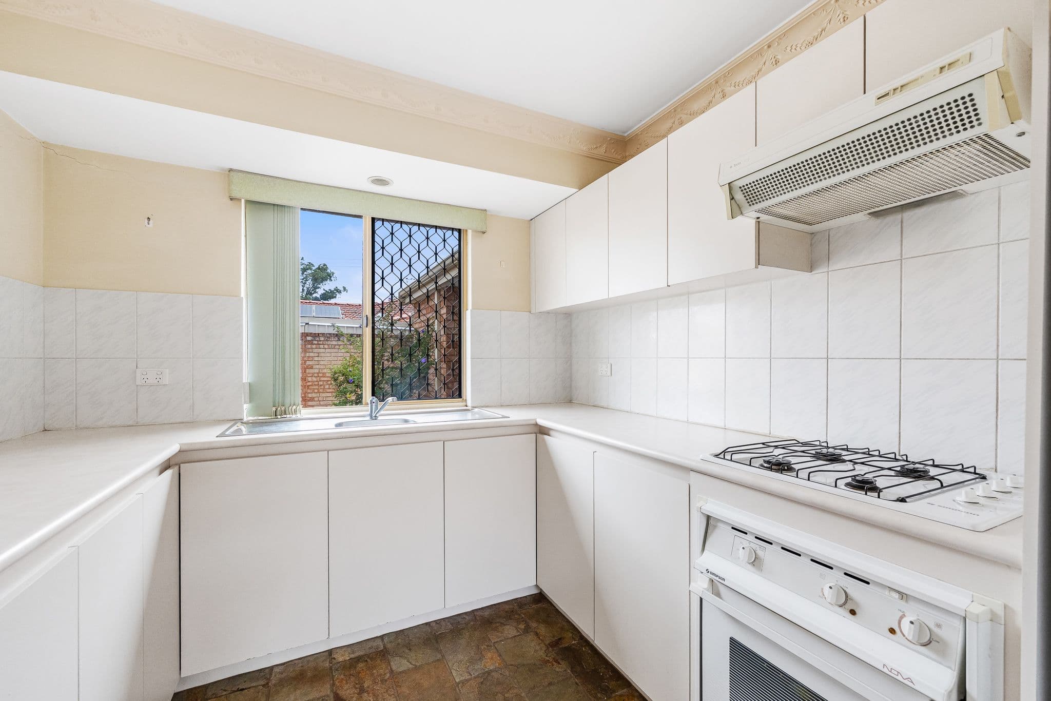 125E Belgravia Street, Belmont WA 6104, Belmont - Thumbnail 3