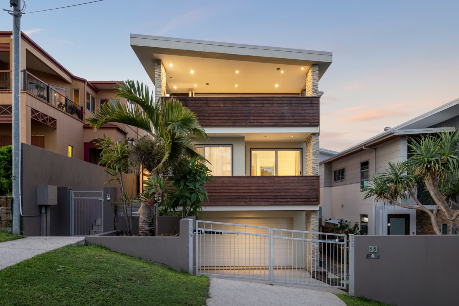 55 Adam Street,Wynnum, Wynnum - Thumbnail 2