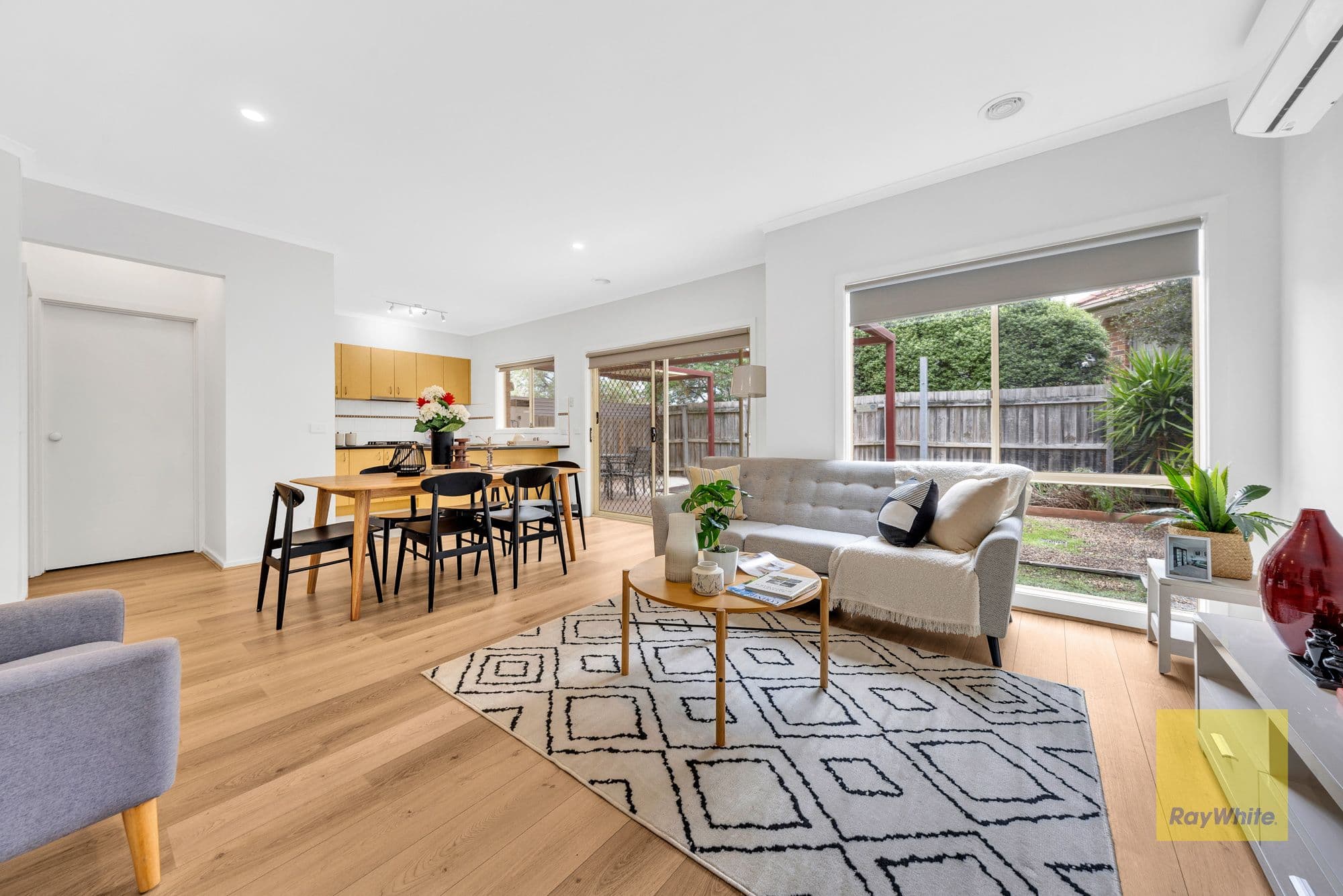 55 The Glades, Taylors Hill VIC 3037, Taylors Hill - Thumbnail 3