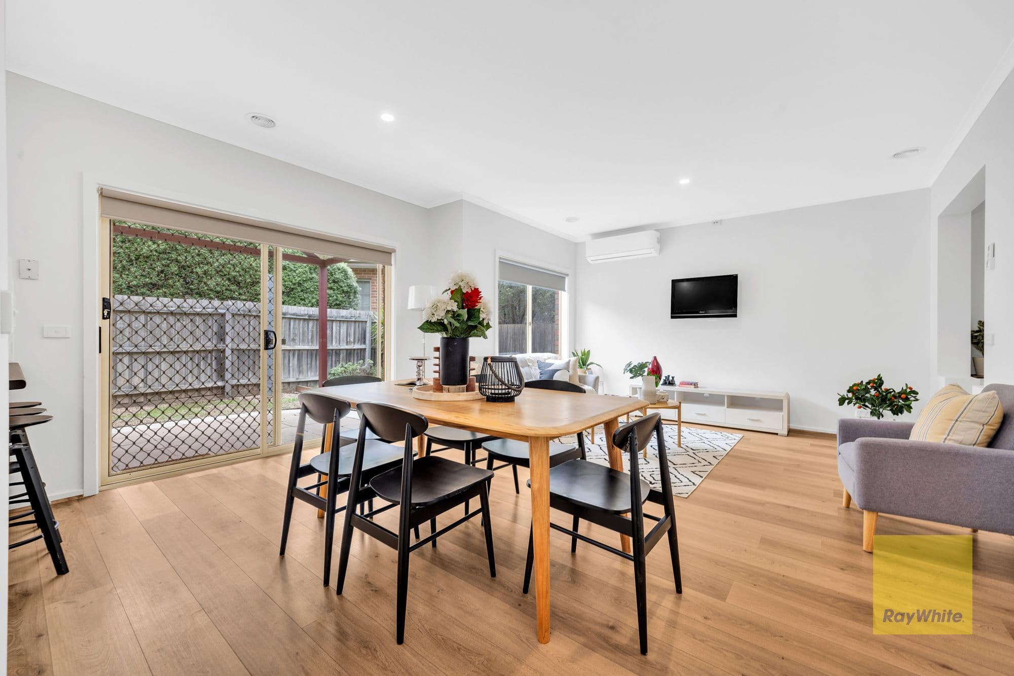 55 The Glades, Taylors Hill VIC 3037, Taylors Hill - Thumbnail 5