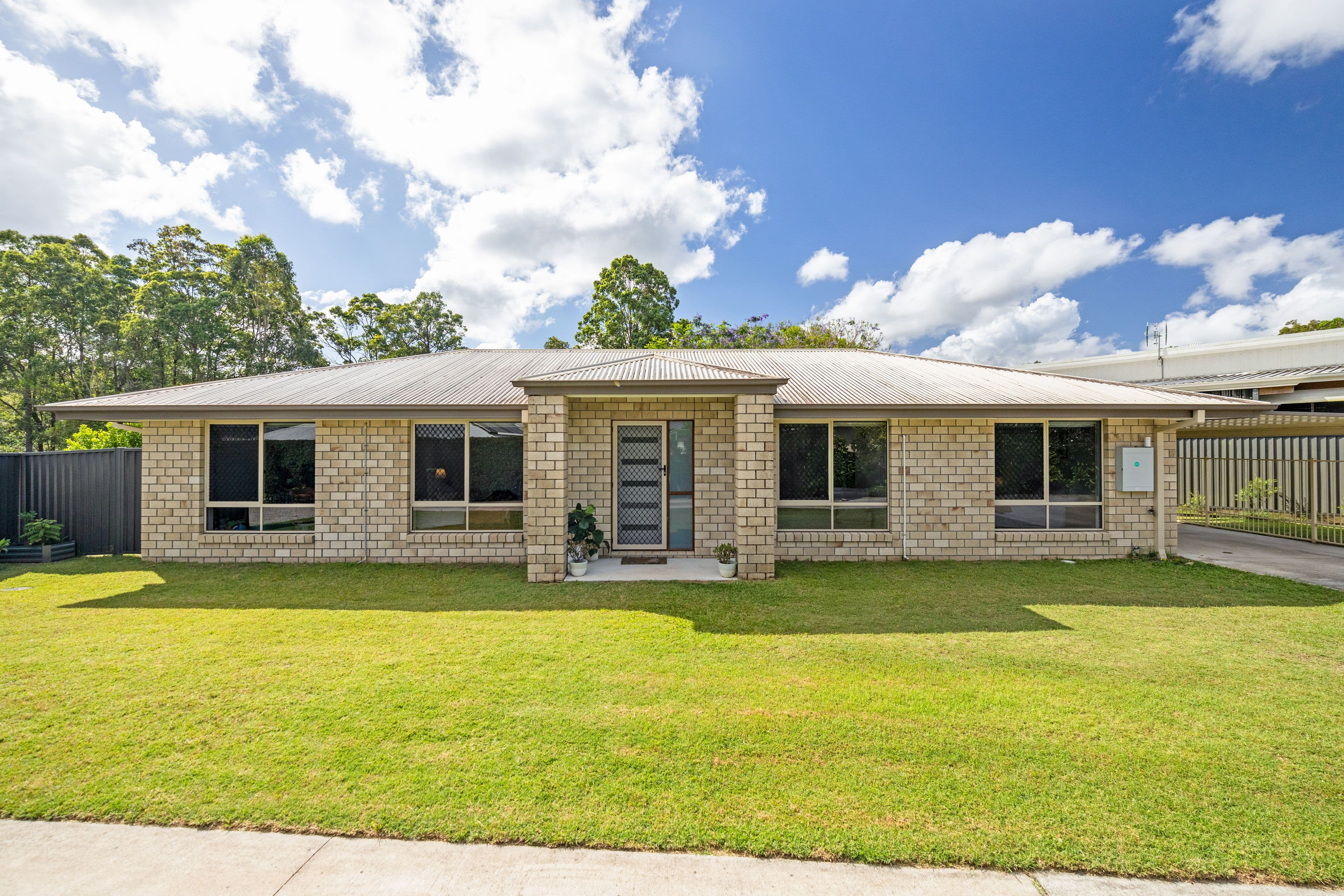 10 Caralan Way, Beerwah QLD 4519, Beerwah - Thumbnail 2