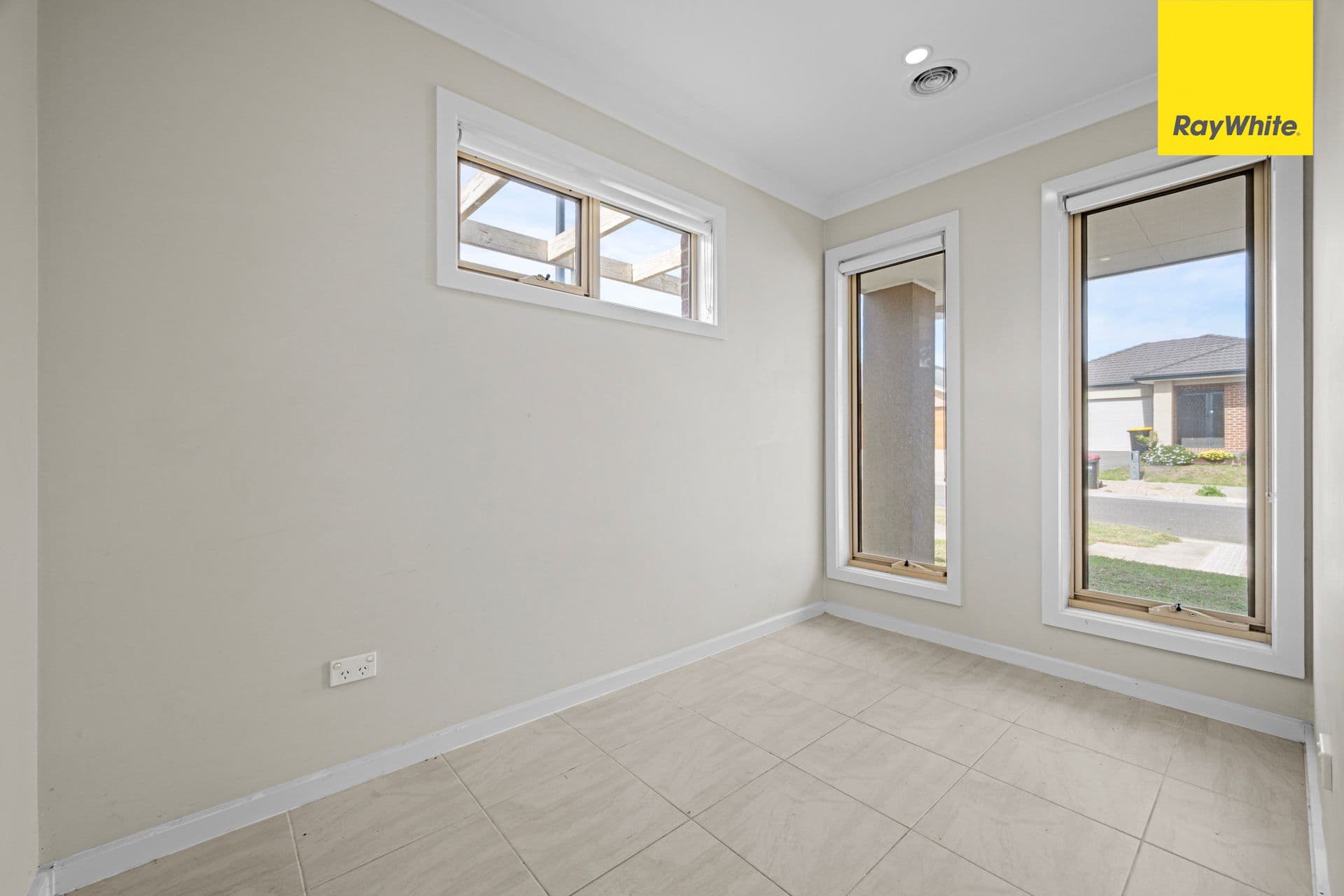 51 Marble Drive, COBBLEBANK VIC 3338, Cobblebank - Thumbnail 2