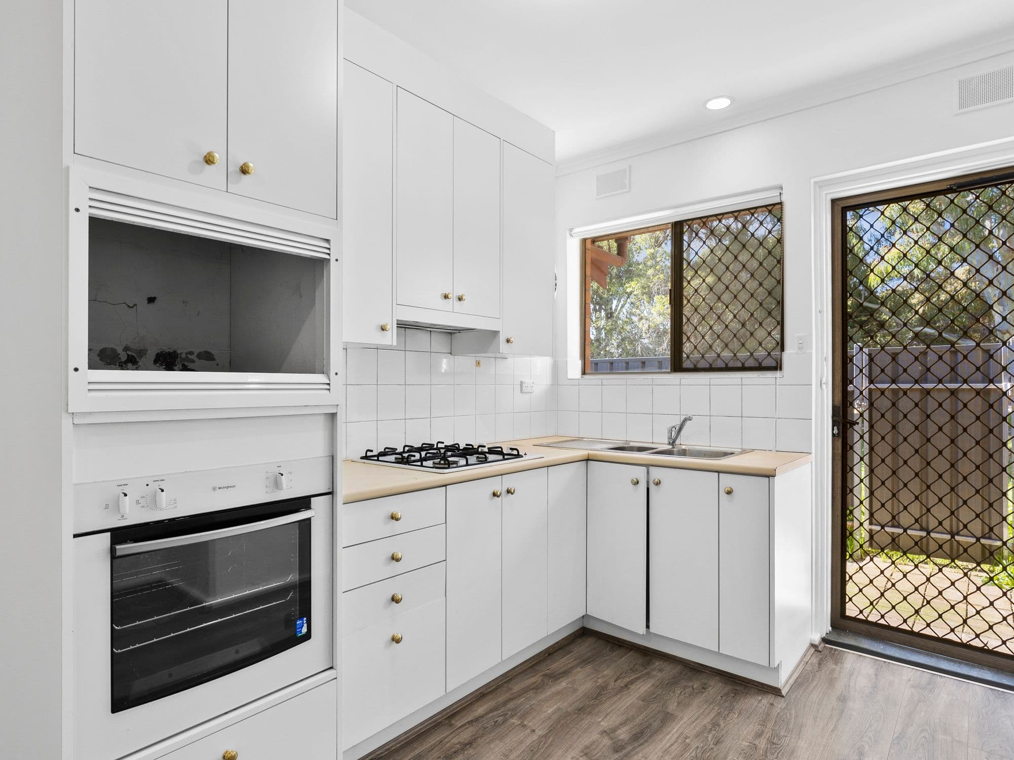 60 Booth Avenue, Morphett Vale SA 5162, Morphett Vale - Thumbnail 3