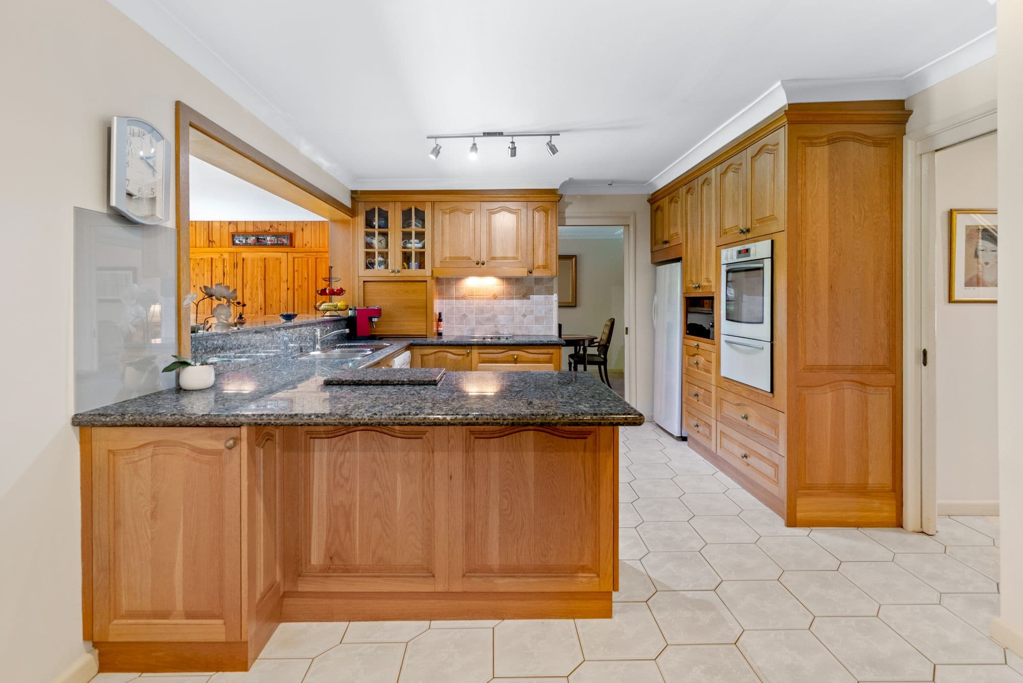 1 Adelong Place, Camden South NSW 2570, Camden South - Thumbnail 7