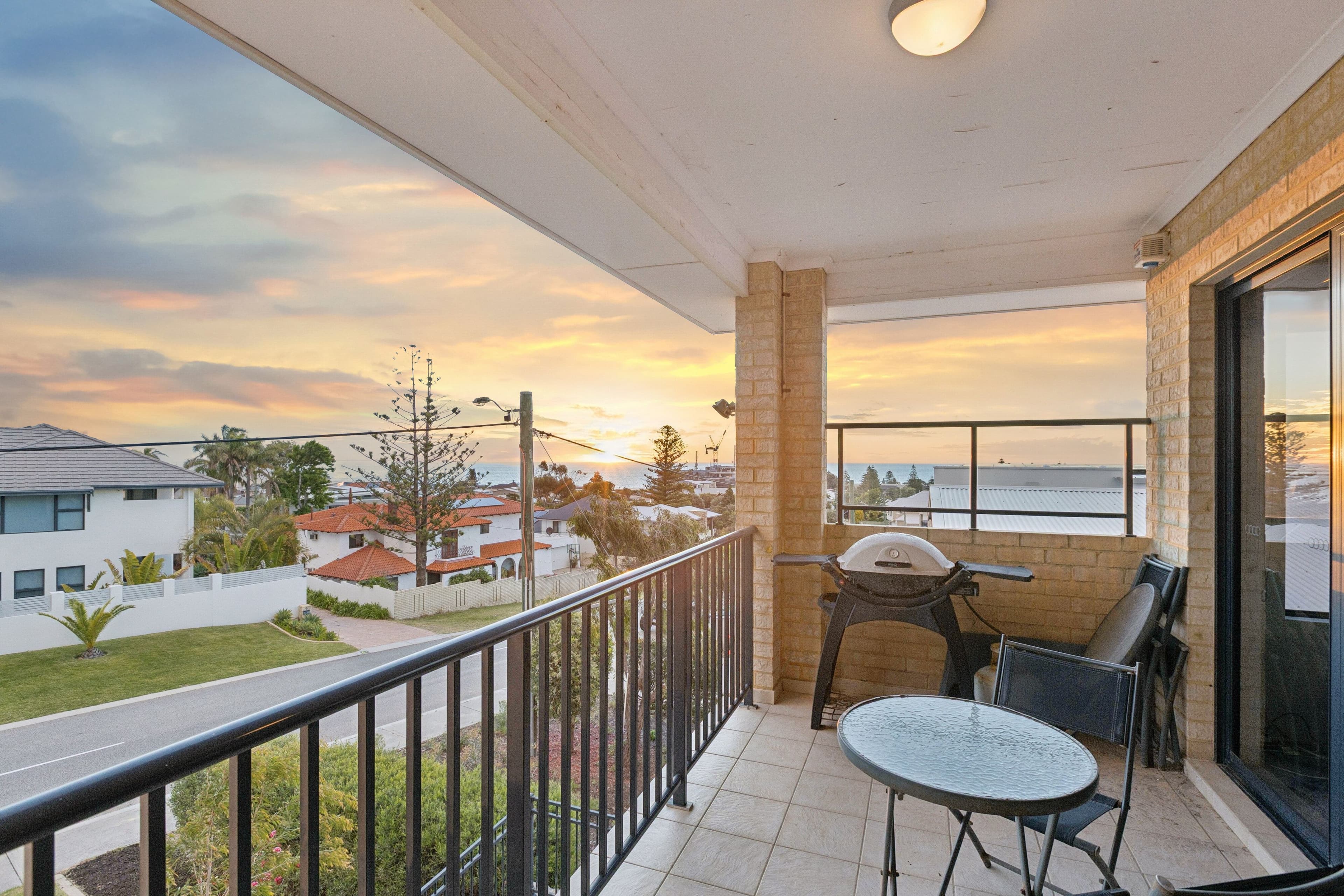 3B Cowper Road, Sorrento WA 6020, Sorrento - Thumbnail 3