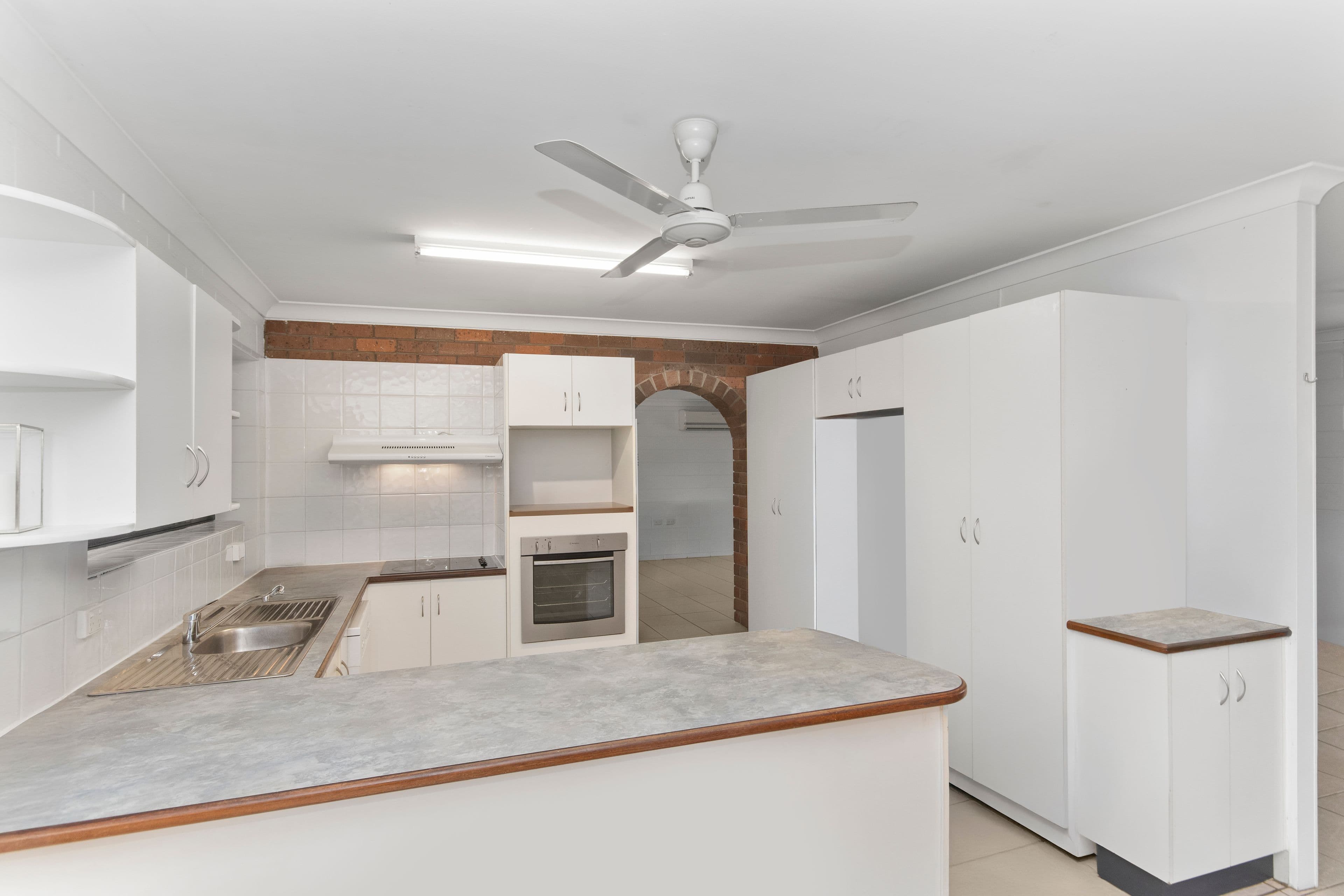 4 Serrano Crescent, Cranbrook QLD 4814, Cranbrook - Thumbnail 5