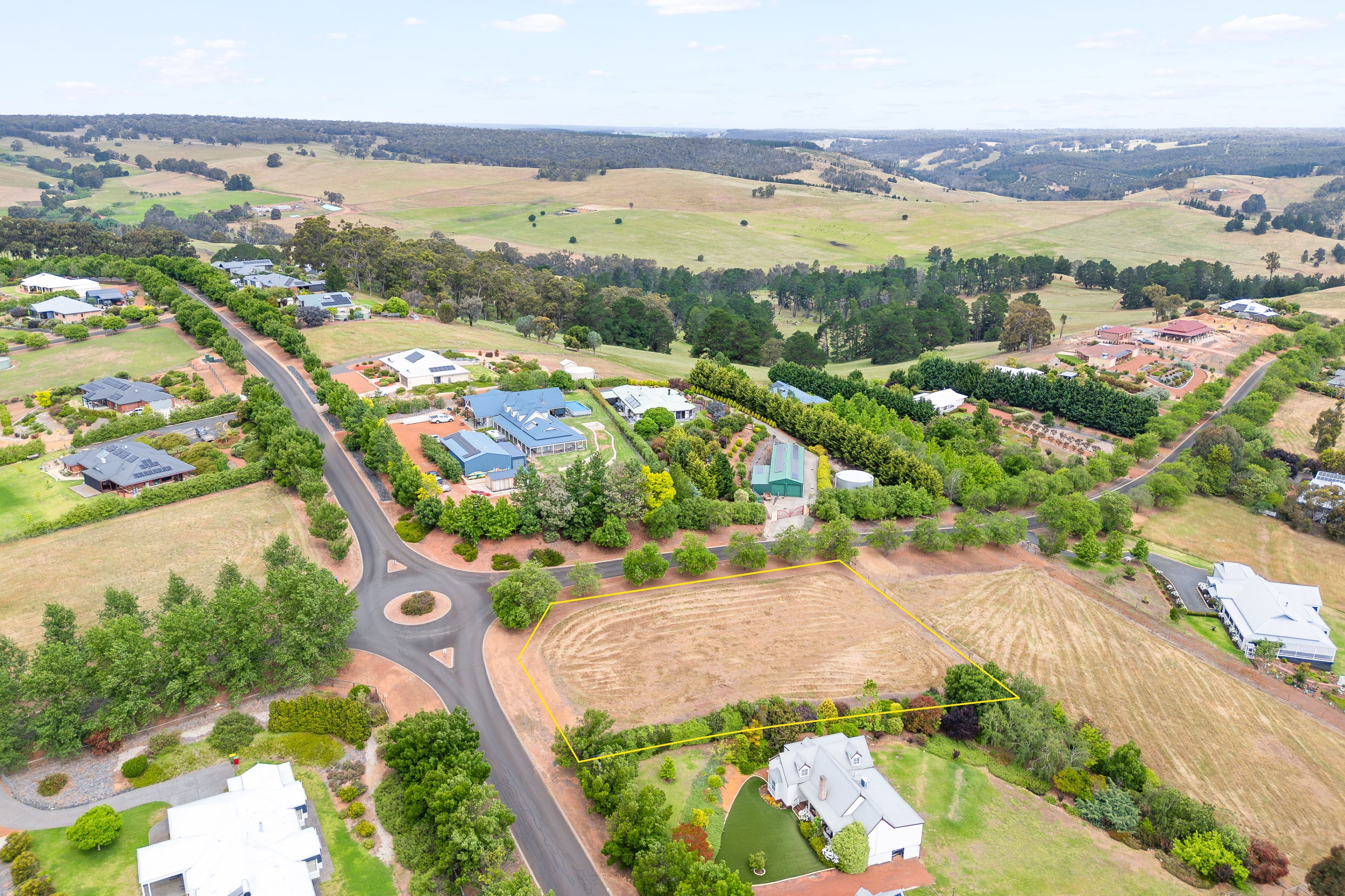 16 Robinia Way, Kangaroo Gully WA 6255, Kangaroo Gully - Thumbnail 6
