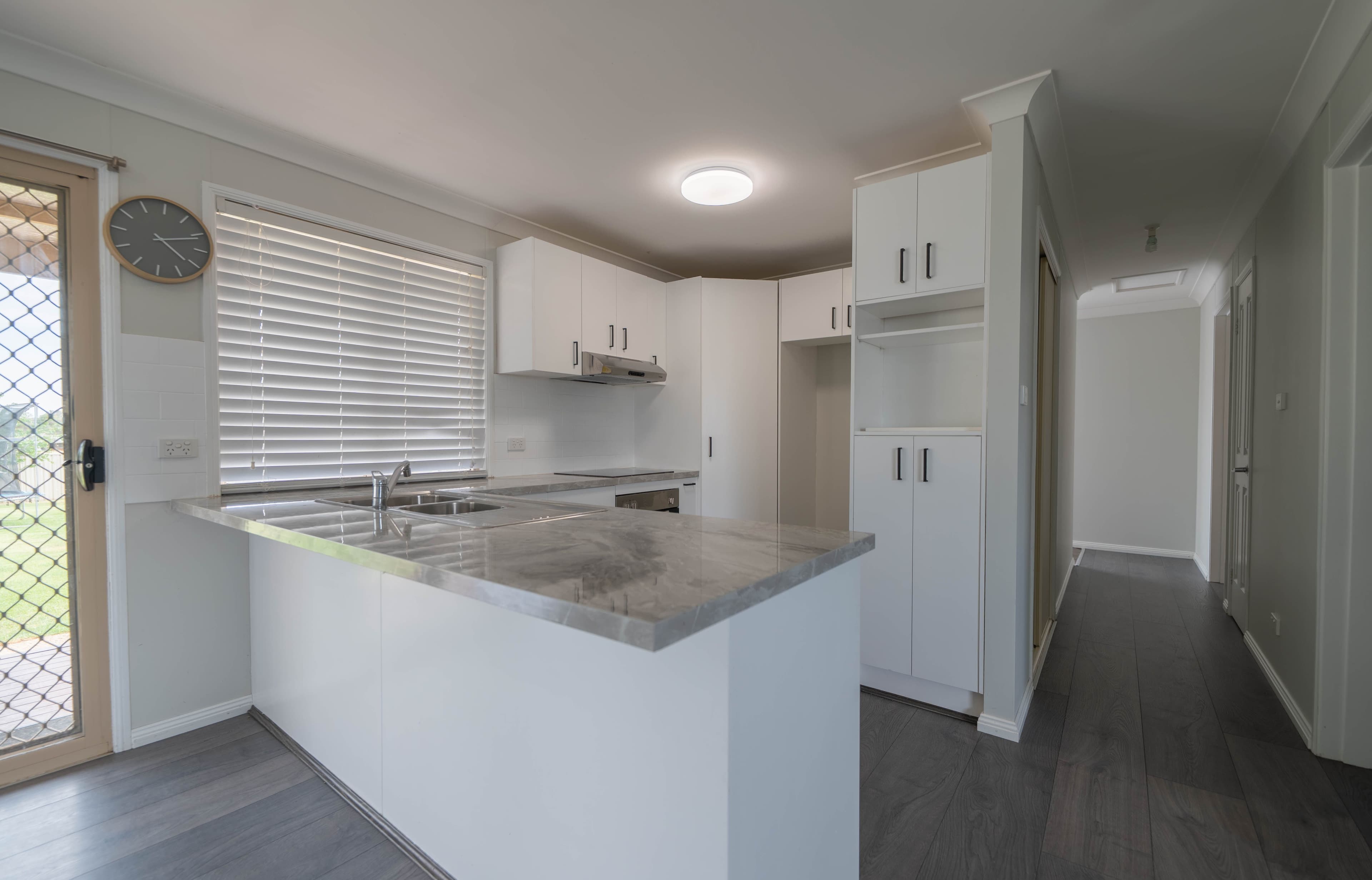 8 Hurford Place, Forbes NSW 2871, Forbes - Thumbnail 3