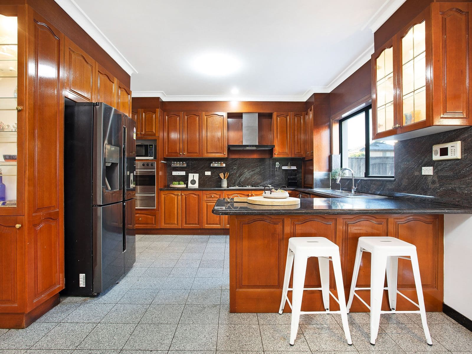16 Equestrian Street, Glenwood - Thumbnail 4