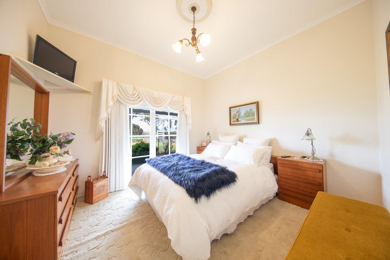 169 LAKESIDE Drive, Lake Boga VIC 3584, Lake Boga - Thumbnail 2
