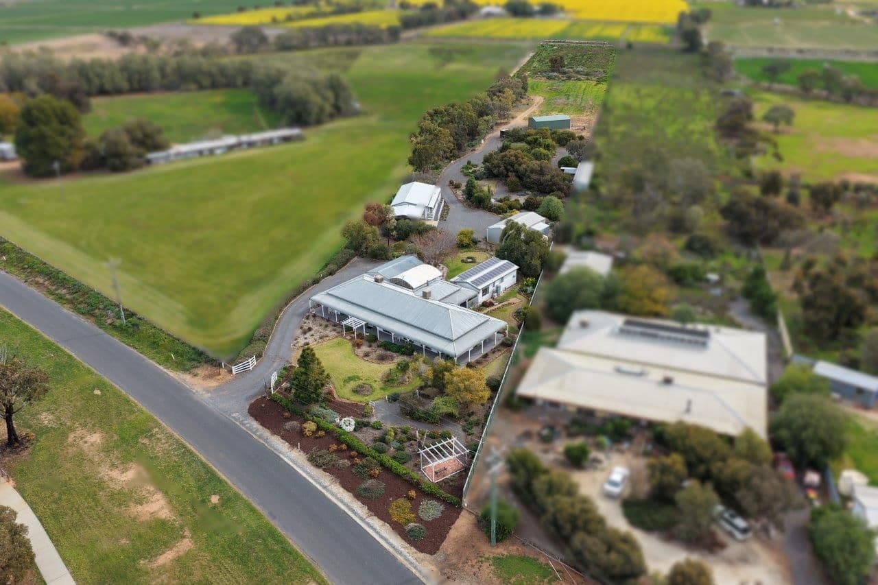 169 LAKESIDE Drive, Lake Boga VIC 3584, Lake Boga - Thumbnail 5
