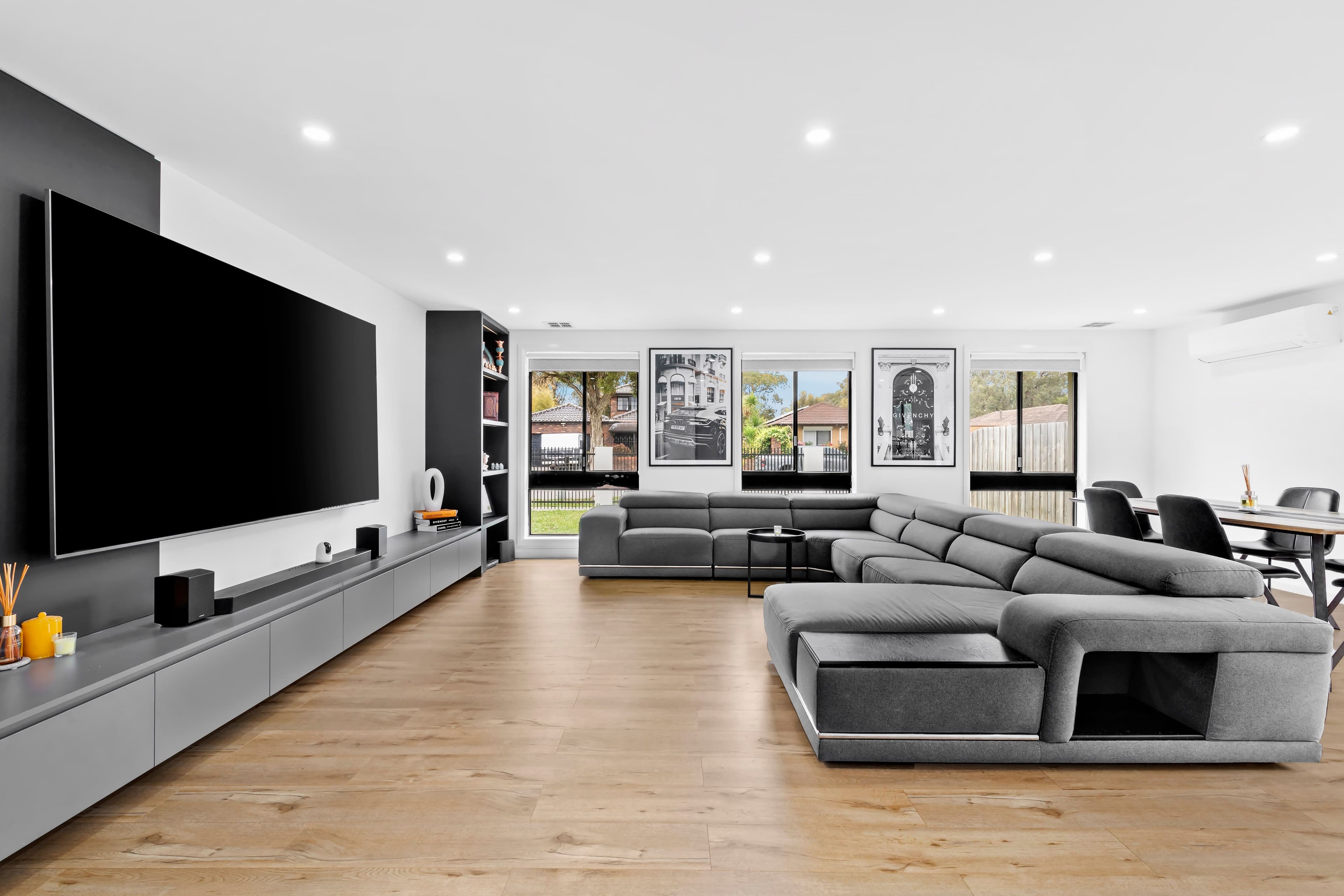 27 Coventry Crescent, Mill Park VIC 3082, Mill Park - Thumbnail 2