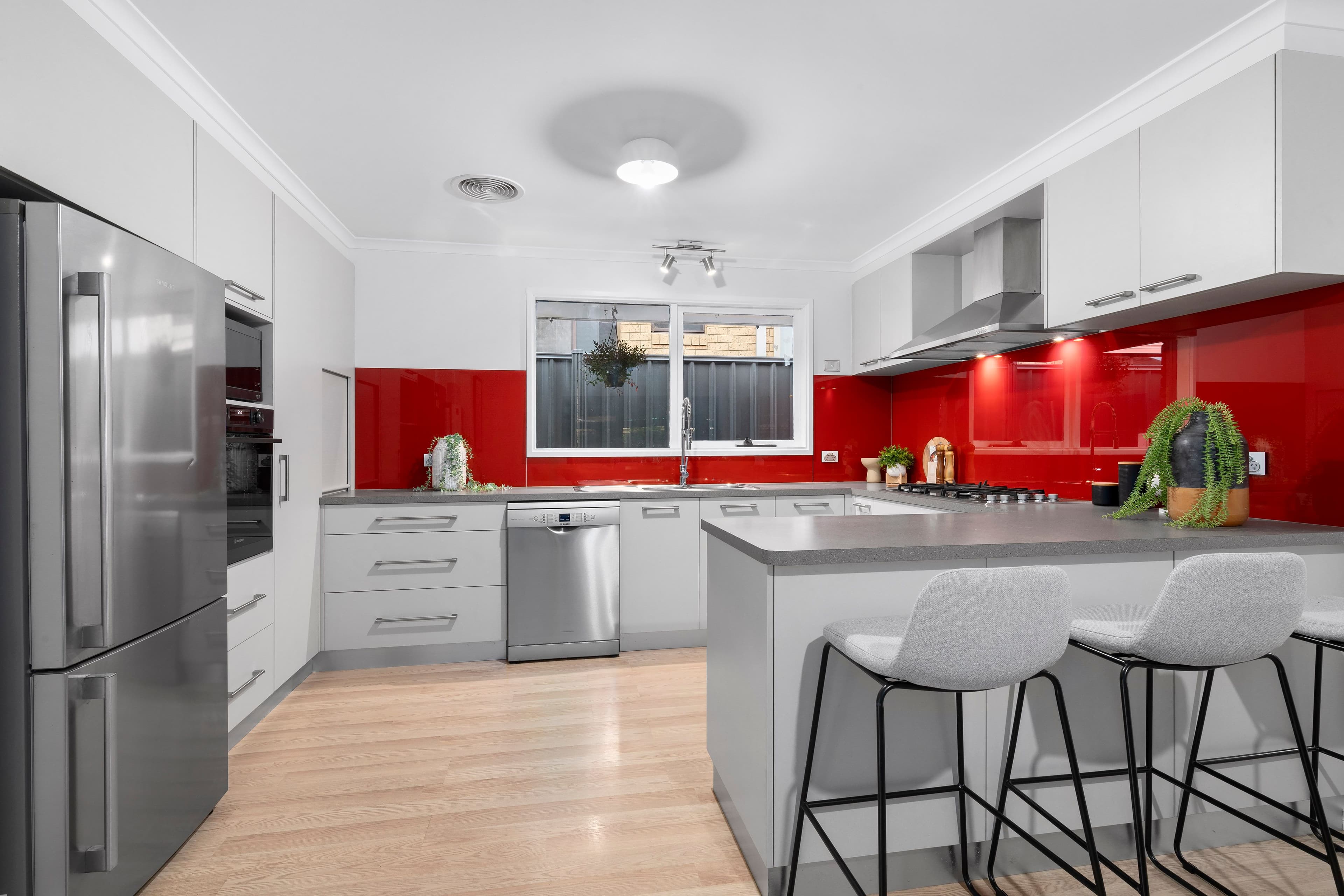 45 Golf Links Drive, Mill Park VIC 3082, Mill Park - Thumbnail 3
