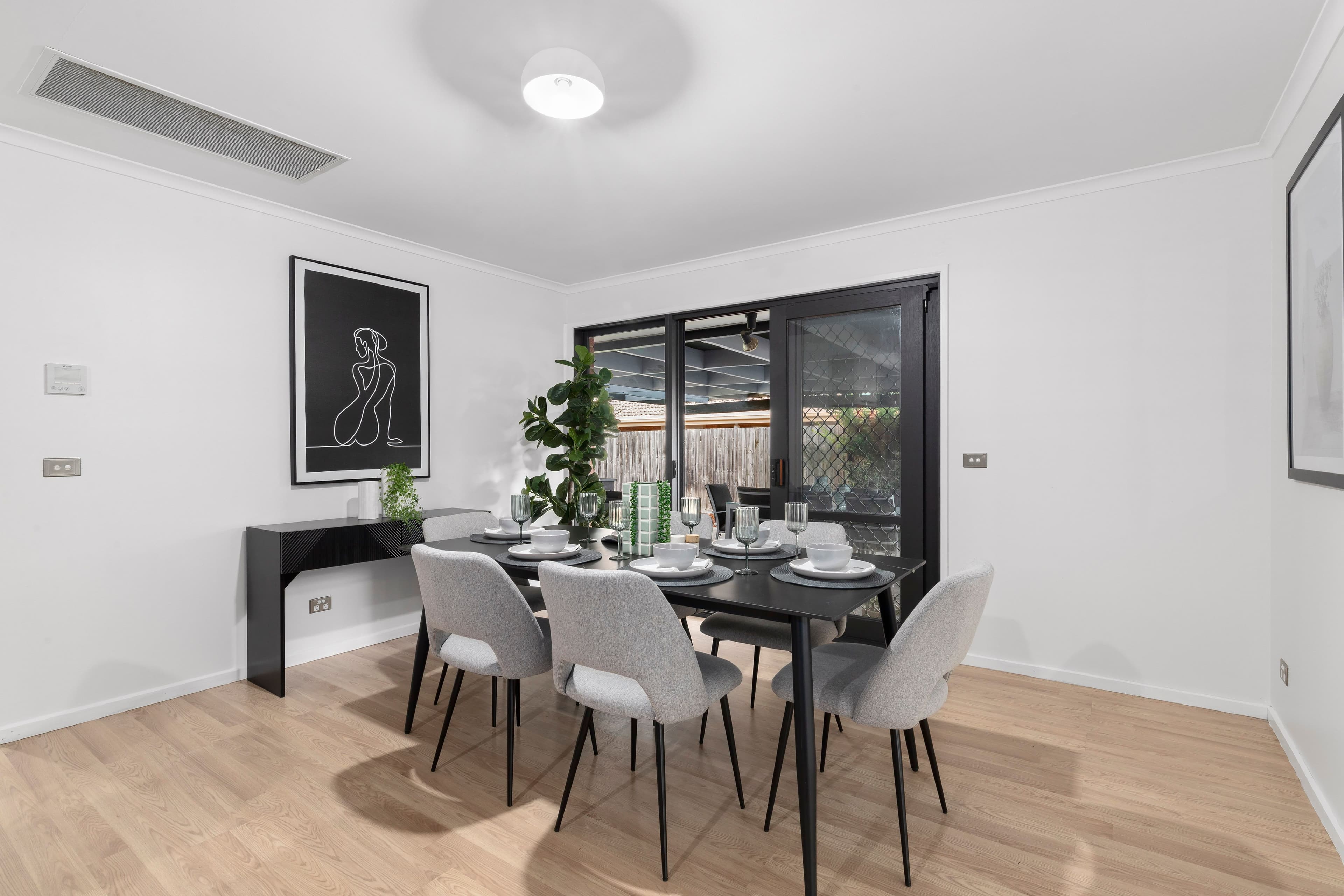 45 Golf Links Drive, Mill Park VIC 3082, Mill Park - Thumbnail 4