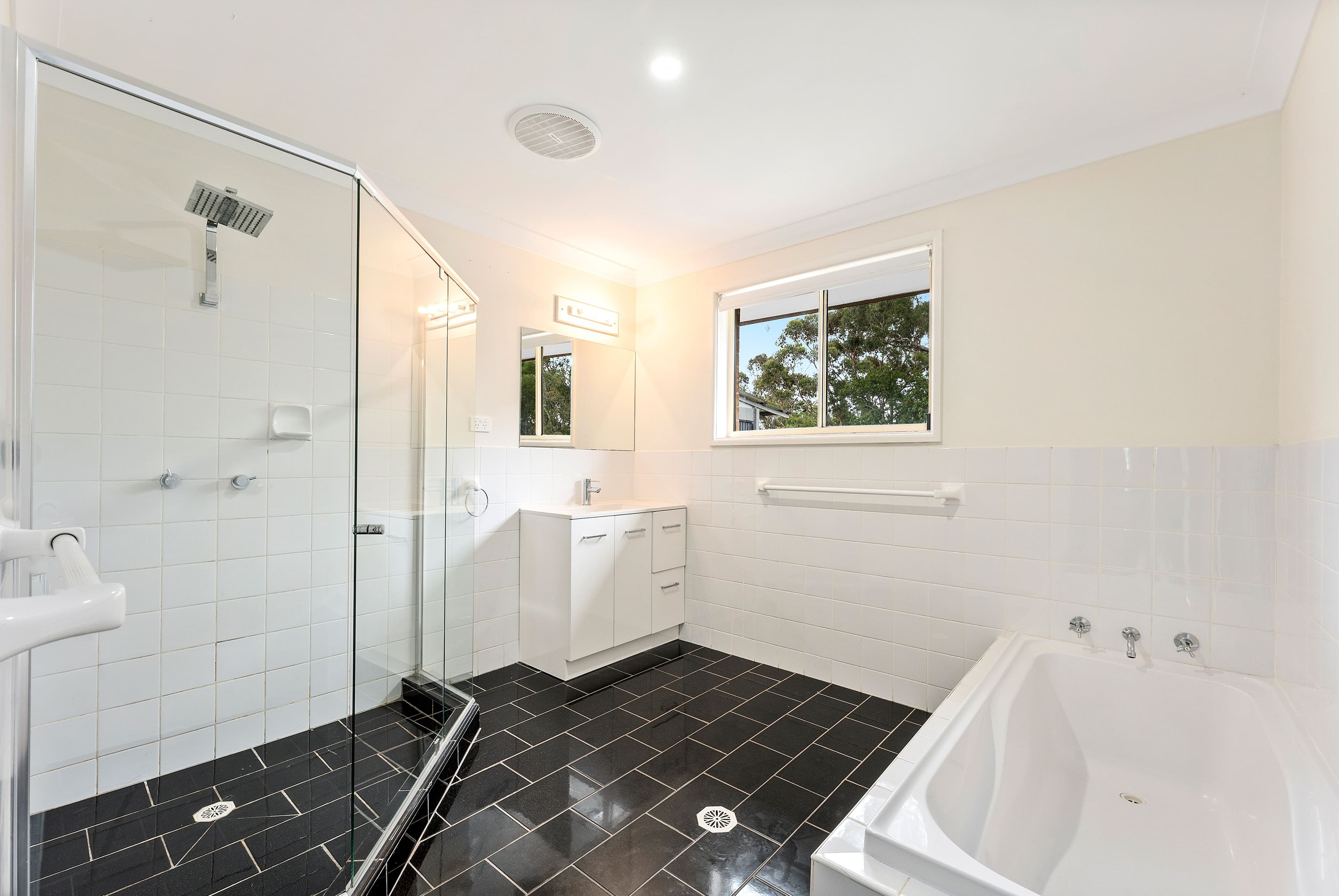 51 Crest Road, Albion Park NSW 2527, Albion Park - Thumbnail 8