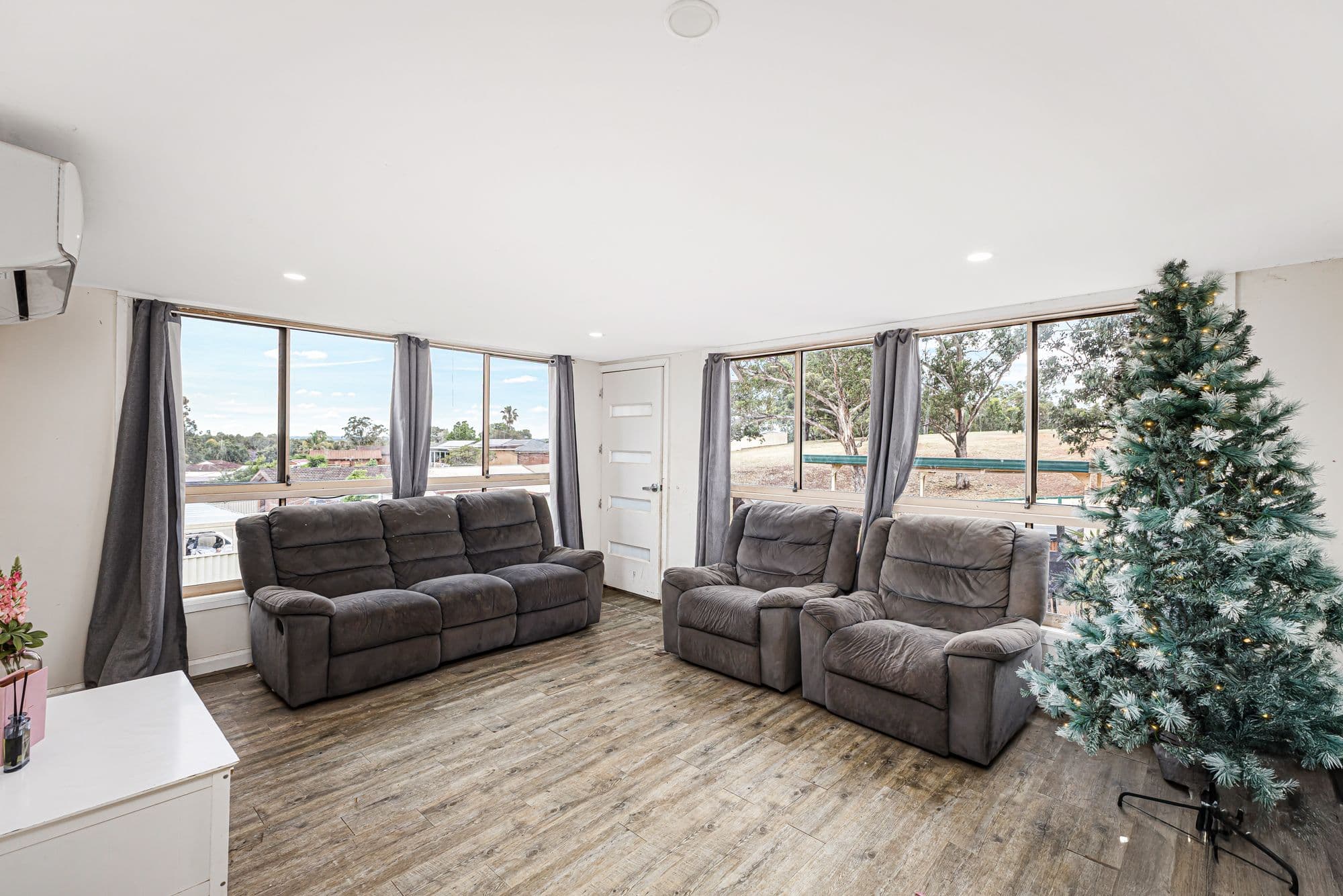 81 Yarramundi Drive, Dean Park NSW 2761, Dean Park - Thumbnail 2
