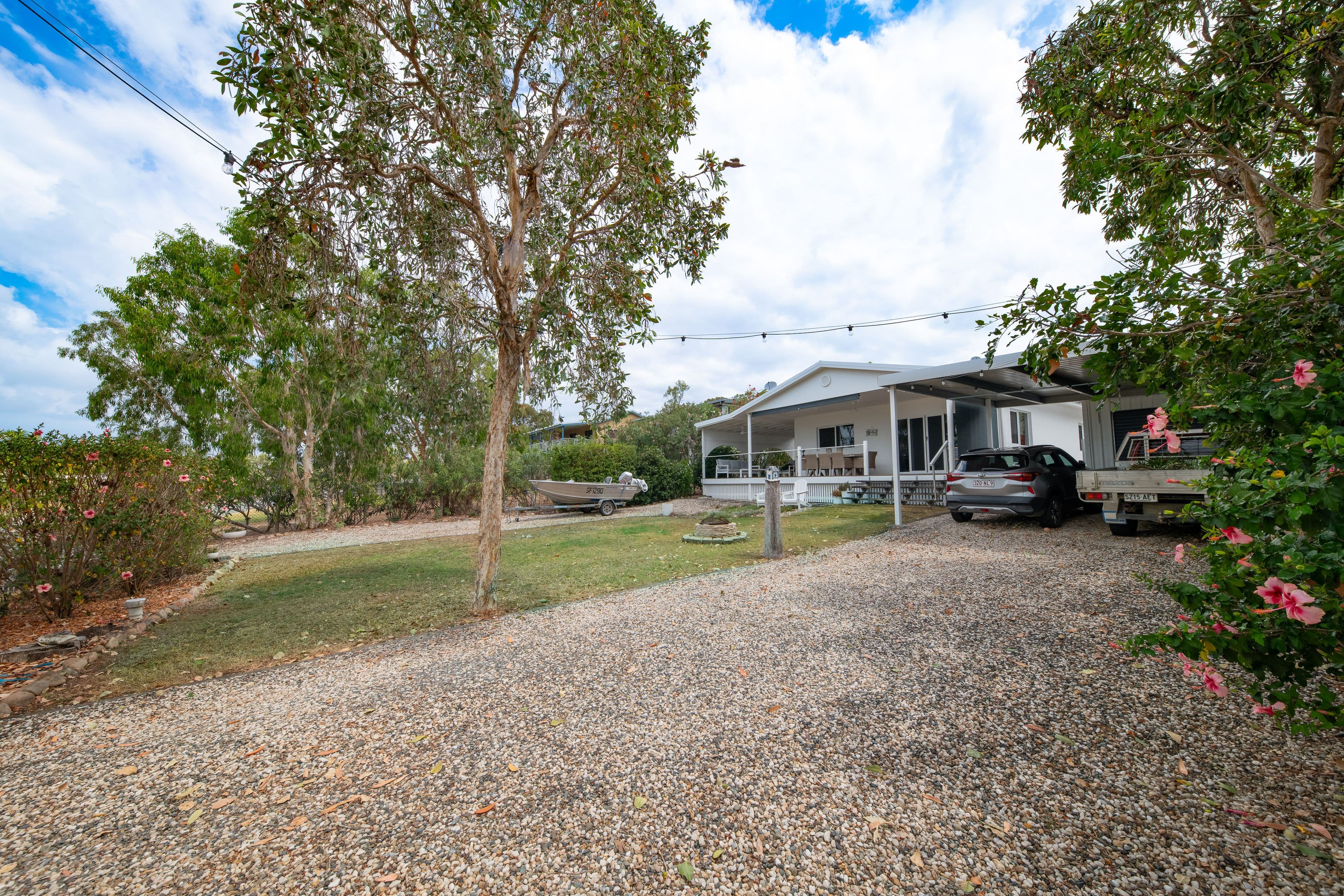 83 Gloucester Avenue, Hideaway Bay QLD 4800, Hideaway Bay - Thumbnail 5