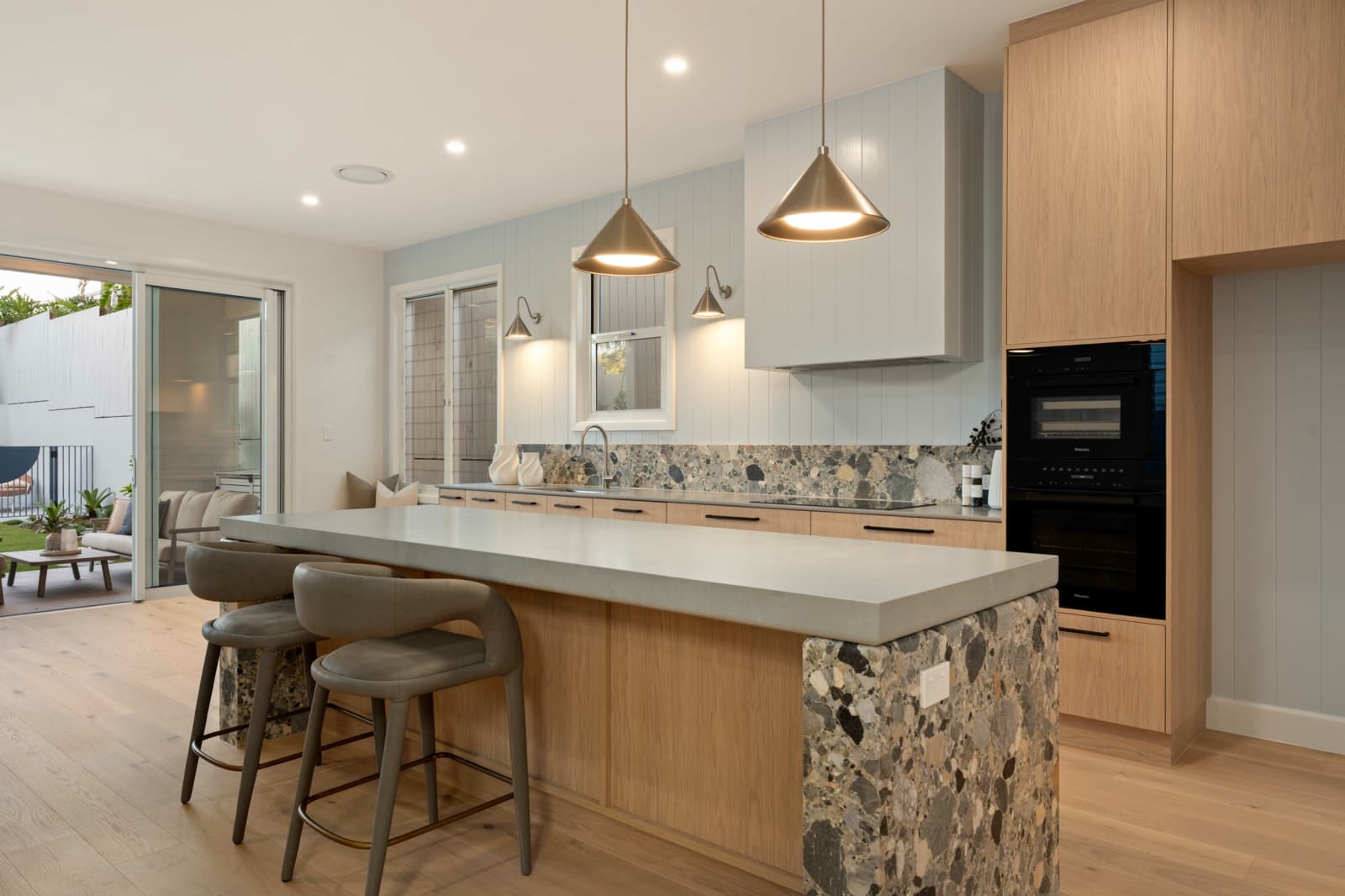 47 Perth Street,Camp Hill, Camp Hill - Thumbnail 4