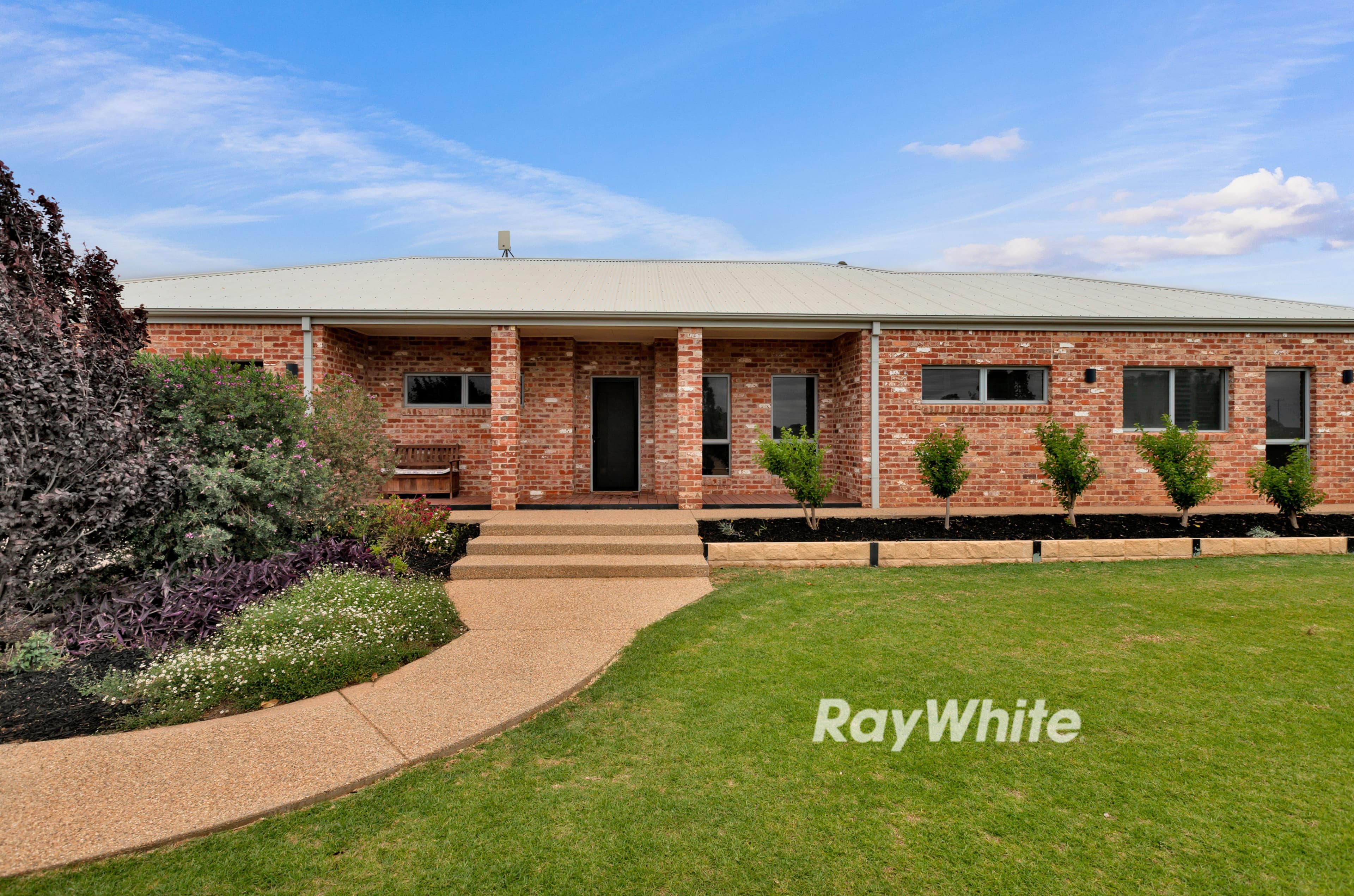 40 Barnett Road, Red Cliffs VIC 3496, Red Cliffs - Image 1