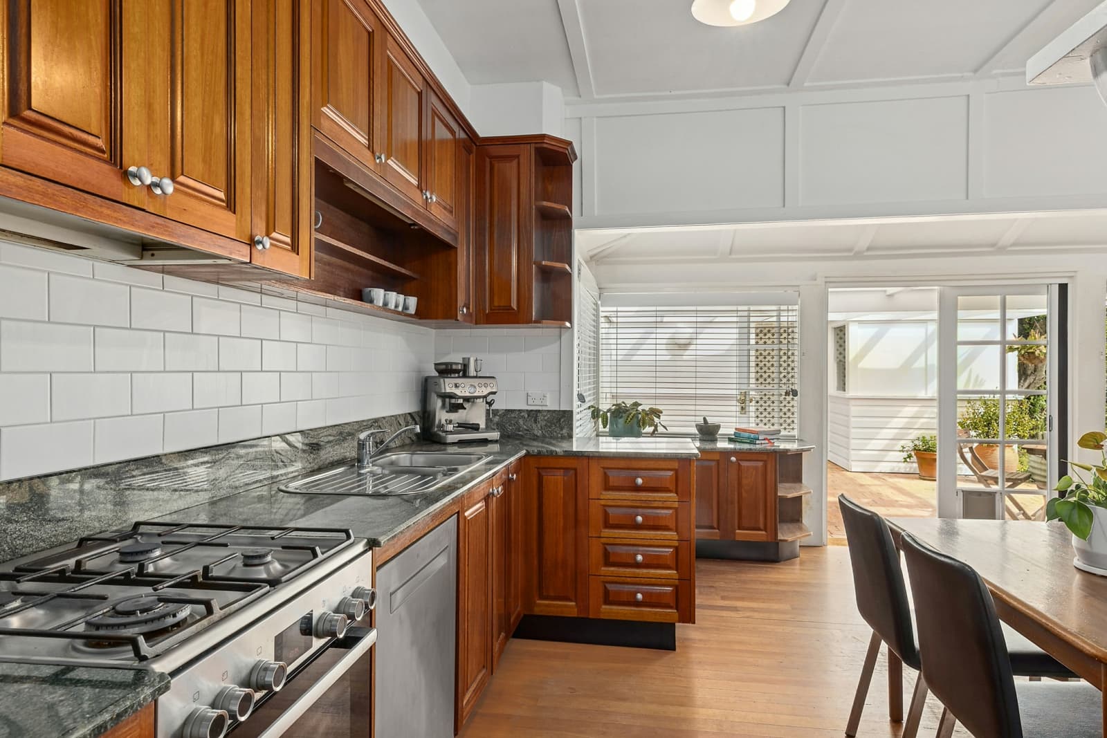 141A Ocean View Drive,Wamberal, Wamberal - Thumbnail 5