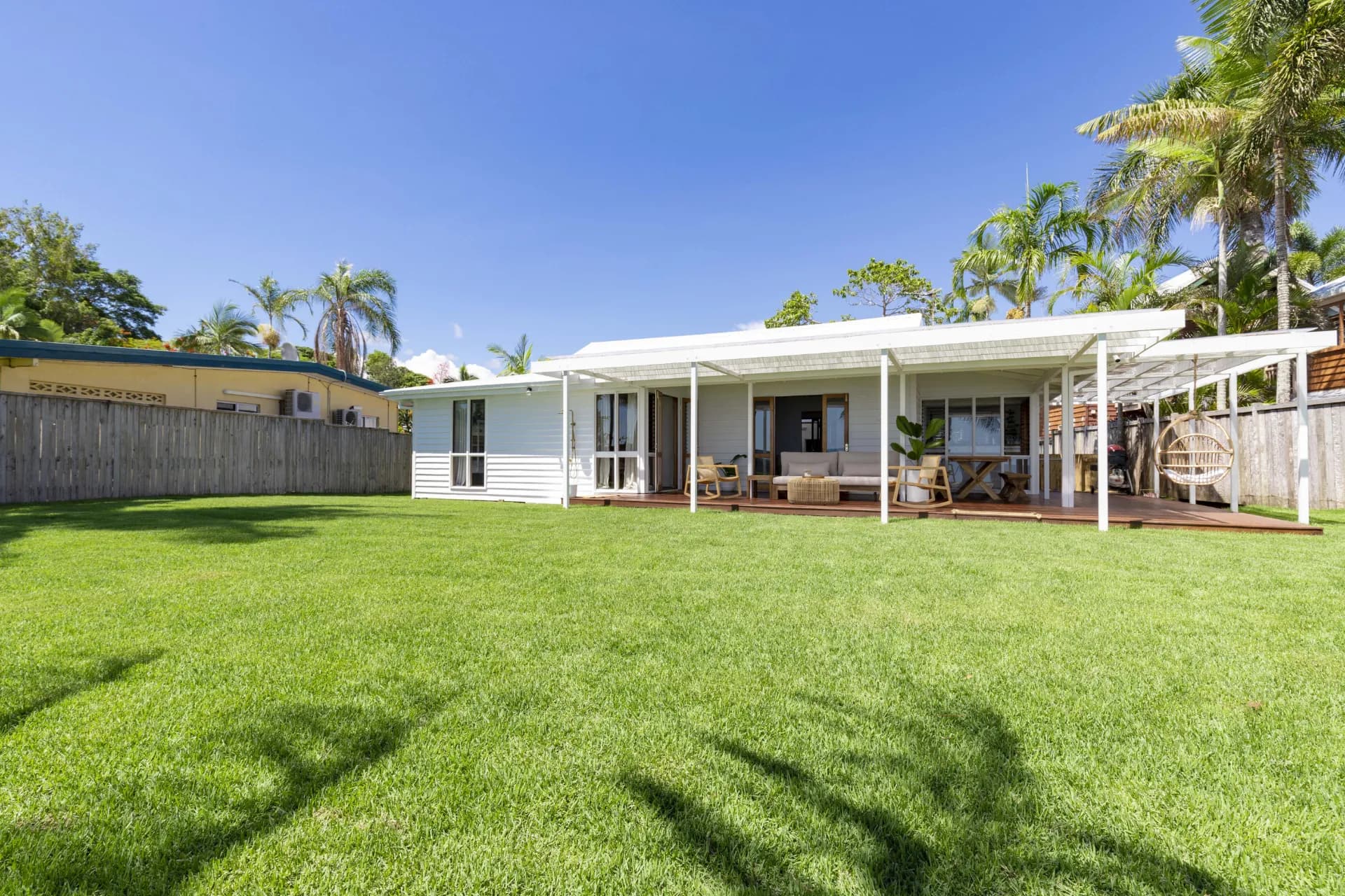 14 Hibiscus Lane, Holloways Beach - Thumbnail 4