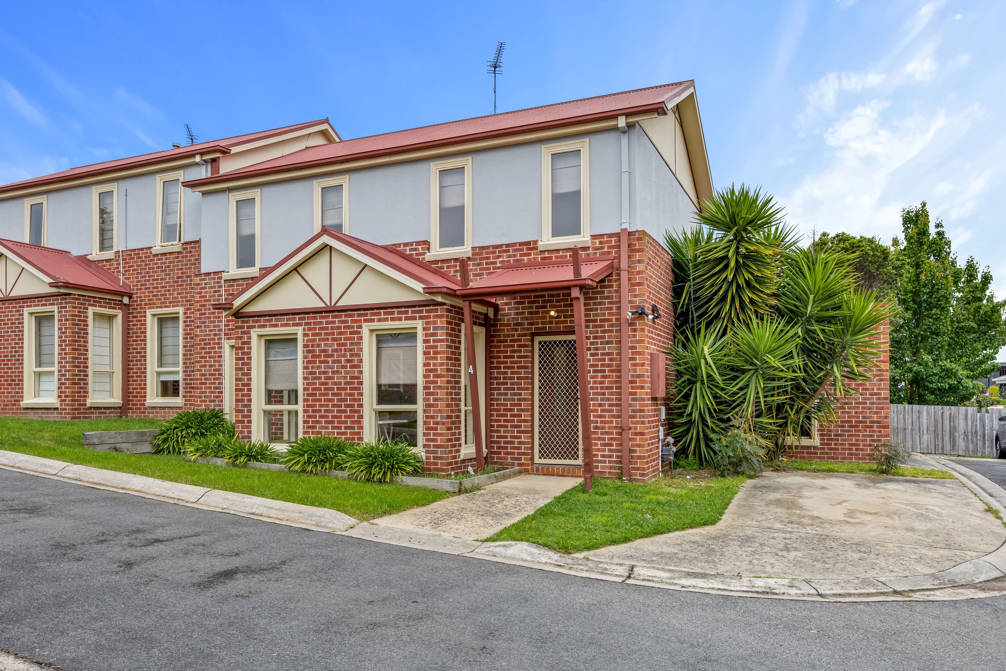 322 Clayton Street, Canadian VIC 3350, Canadian - Image 1