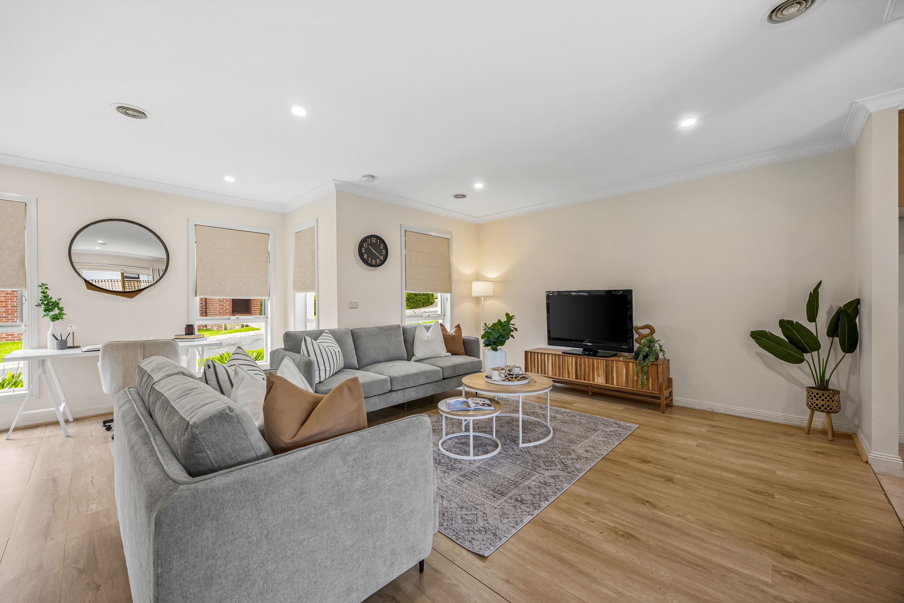 322 Clayton Street, Canadian VIC 3350, Canadian - Thumbnail 2