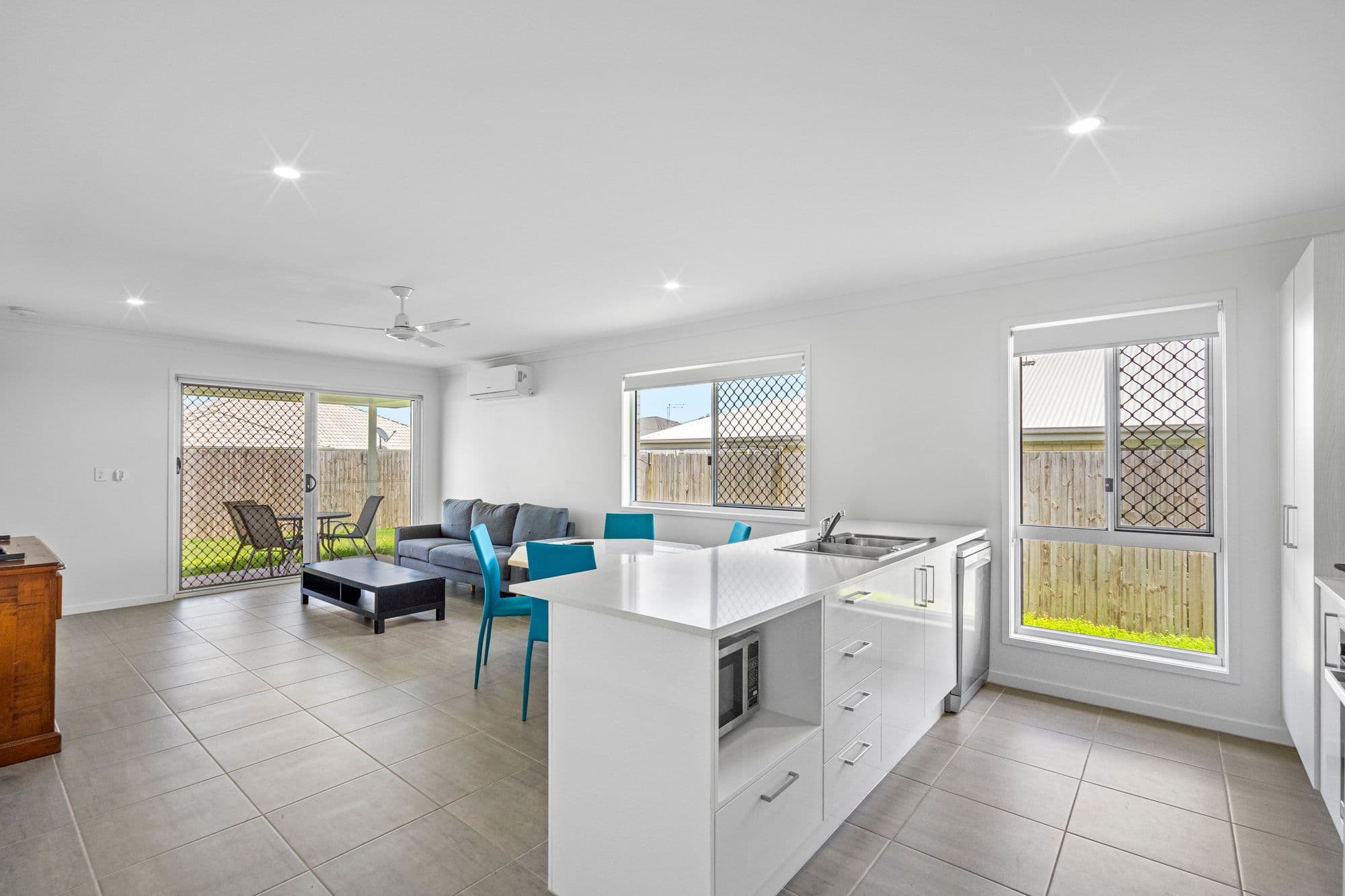 8 Alexander Place, Gleneagle QLD 4285, Gleneagle - Thumbnail 4
