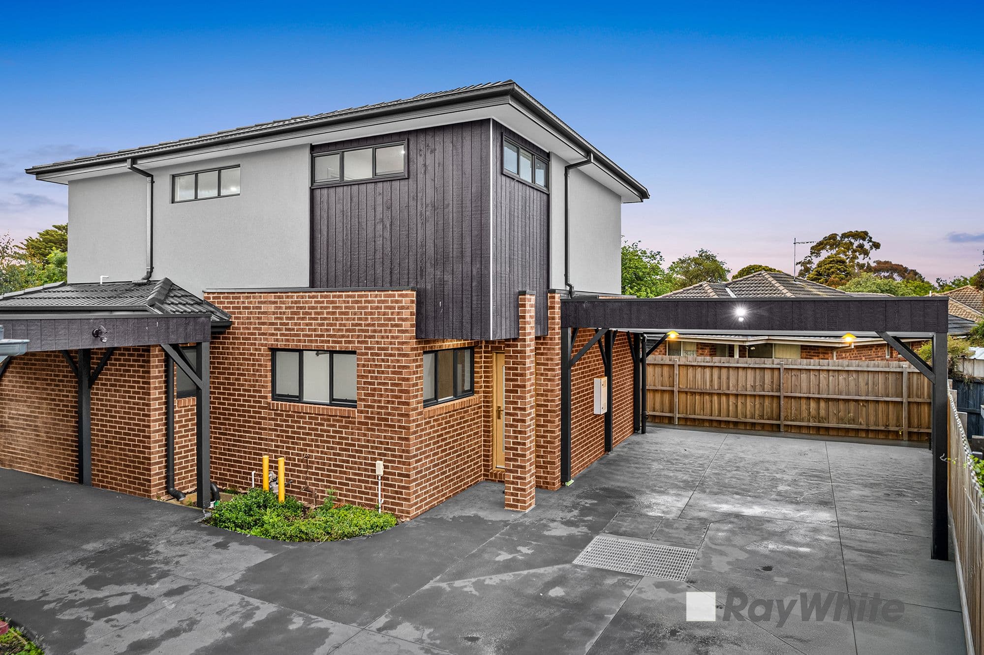 2/5 Melia Street, Doveton VIC 3177, Doveton - Image 1