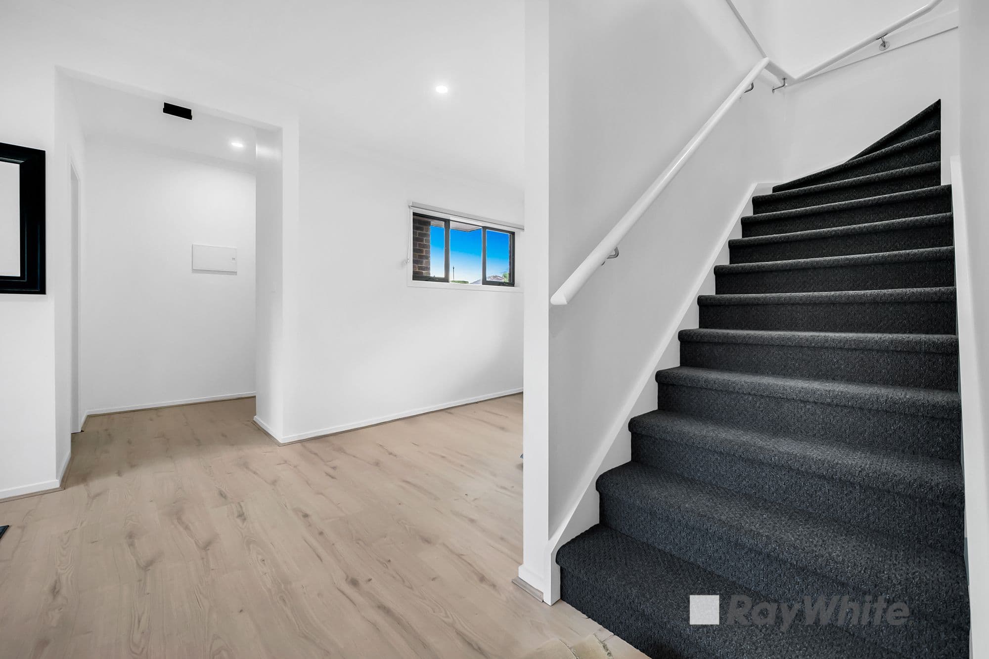 2/5 Melia Street, Doveton VIC 3177, Doveton - Thumbnail 5