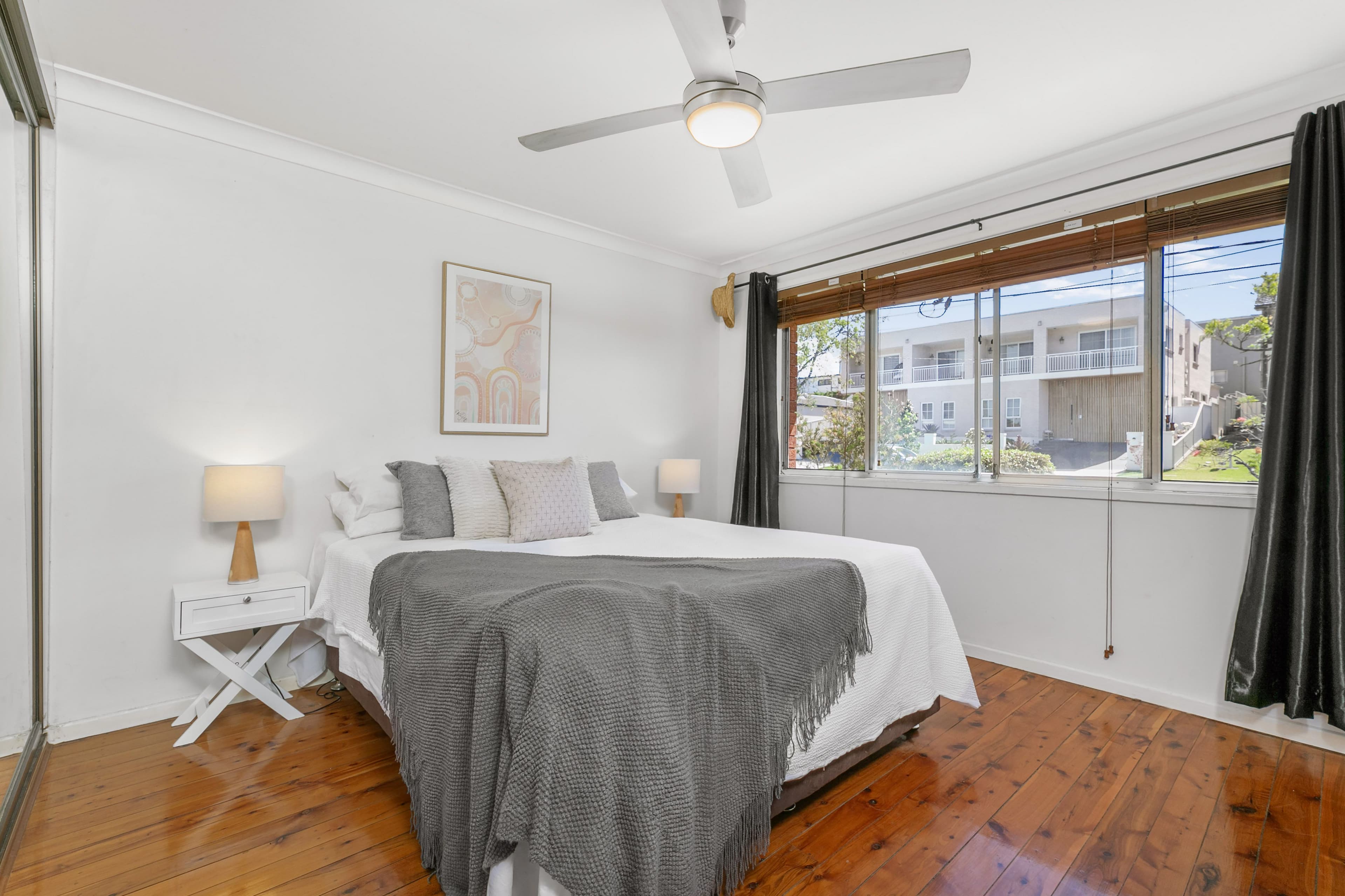 6 Tucabia Avenue, Georges Hall NSW 2198, Georges Hall - Thumbnail 6