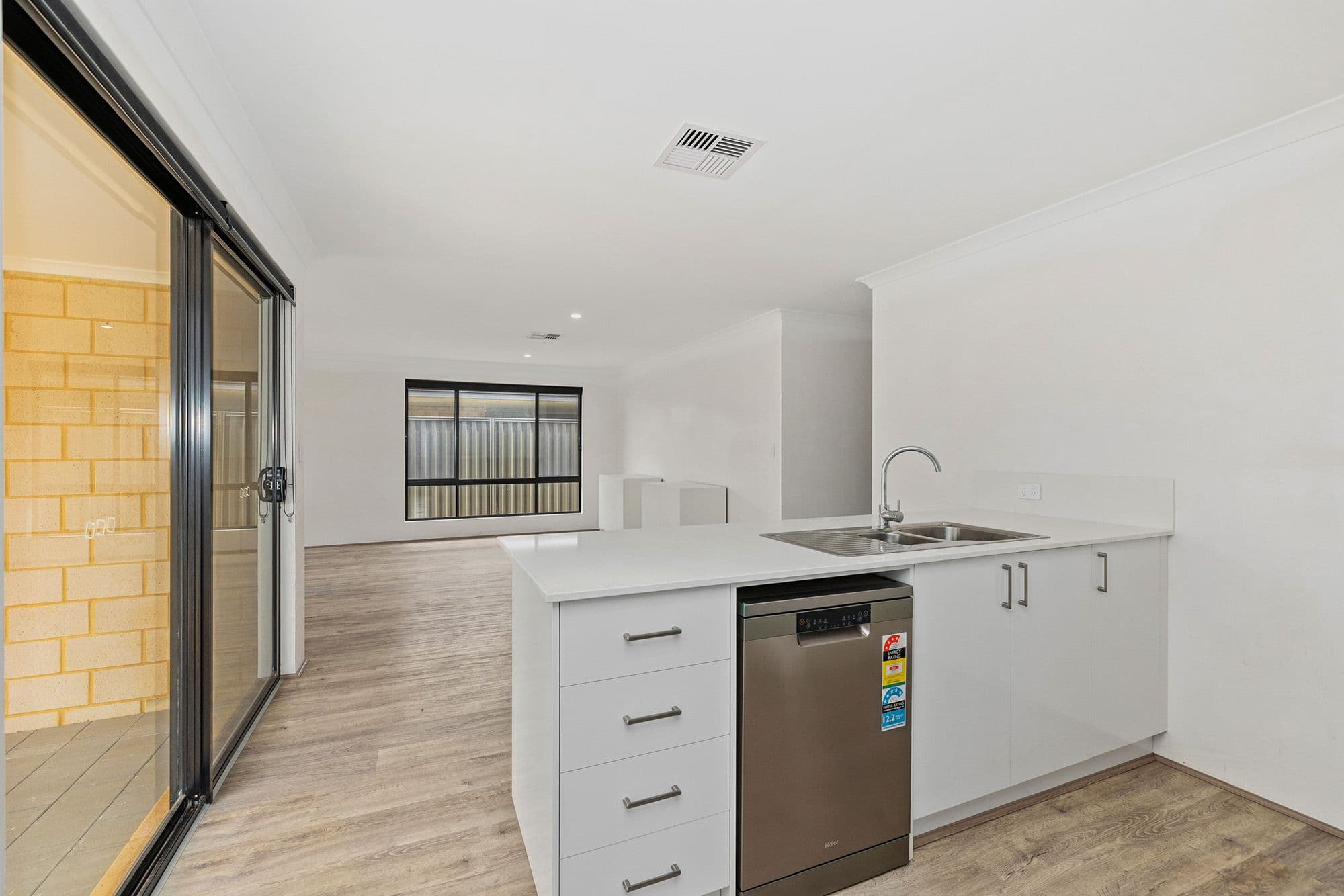 20 Malanda Street, Henley Brook WA 6055, Henley Brook - Thumbnail 4