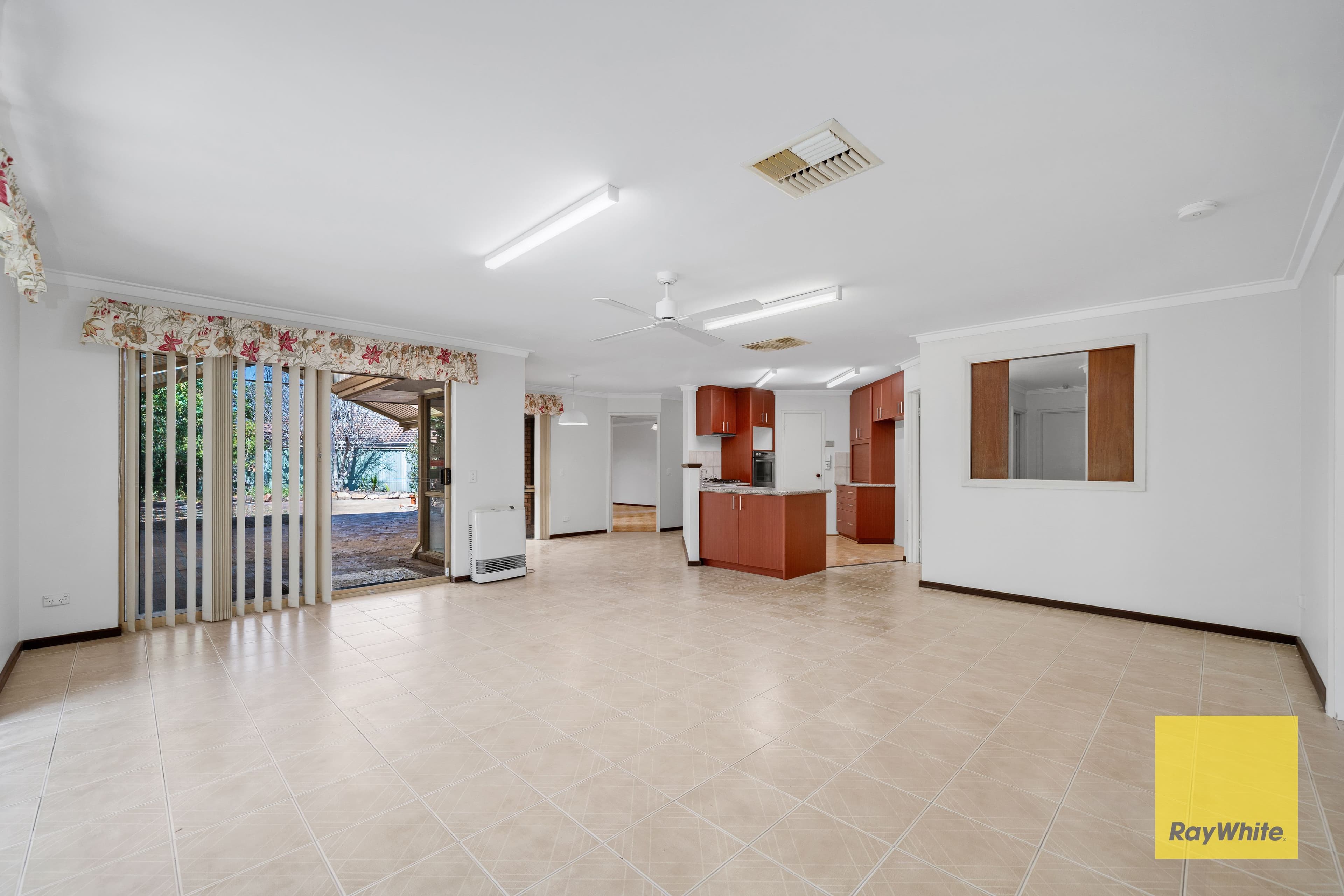 5 Marri Court, Morley WA 6062, Morley - Thumbnail 3
