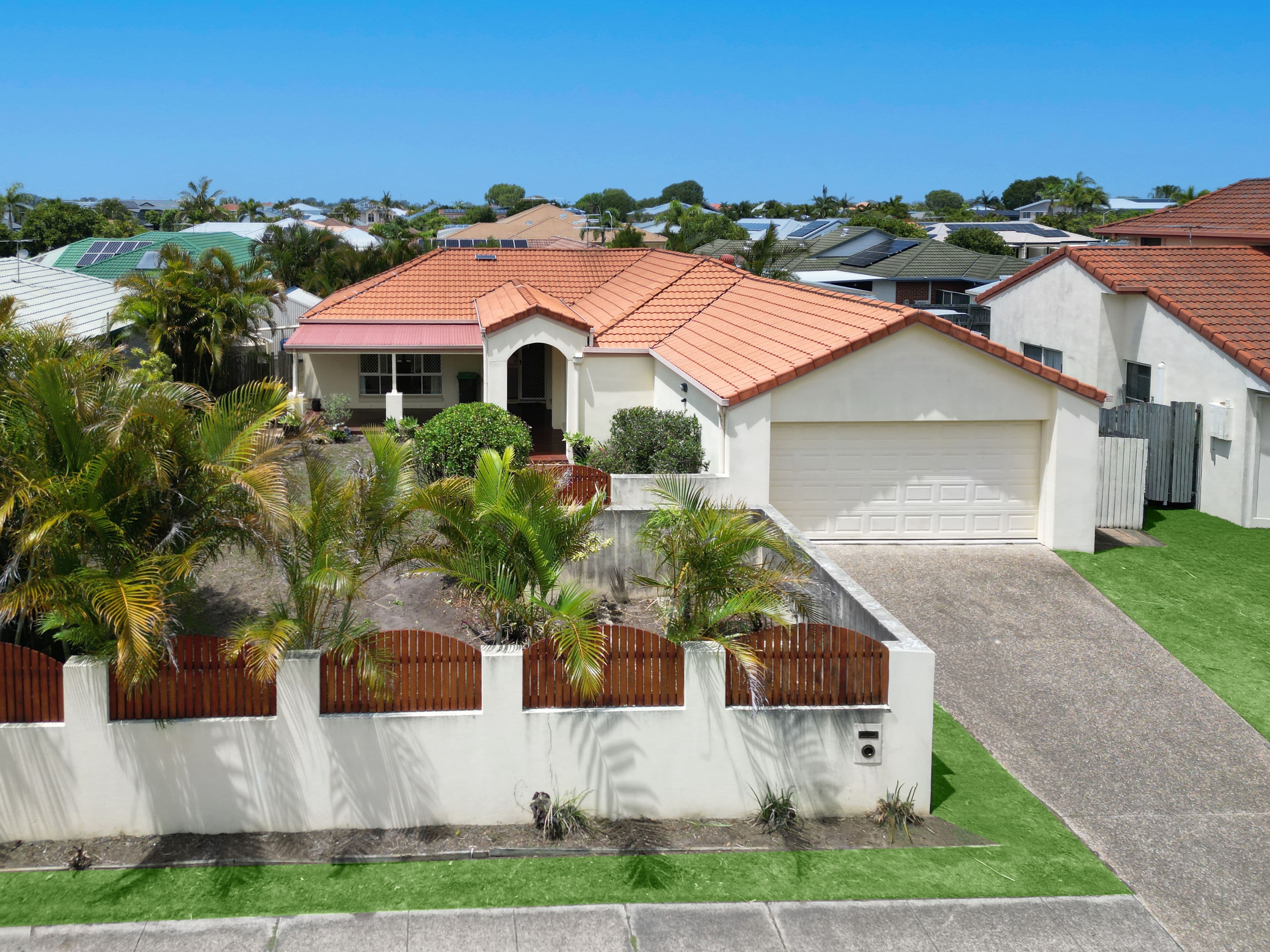 192 Endeavour Drive, Banksia Beach QLD 4507, Banksia Beach - Thumbnail 2